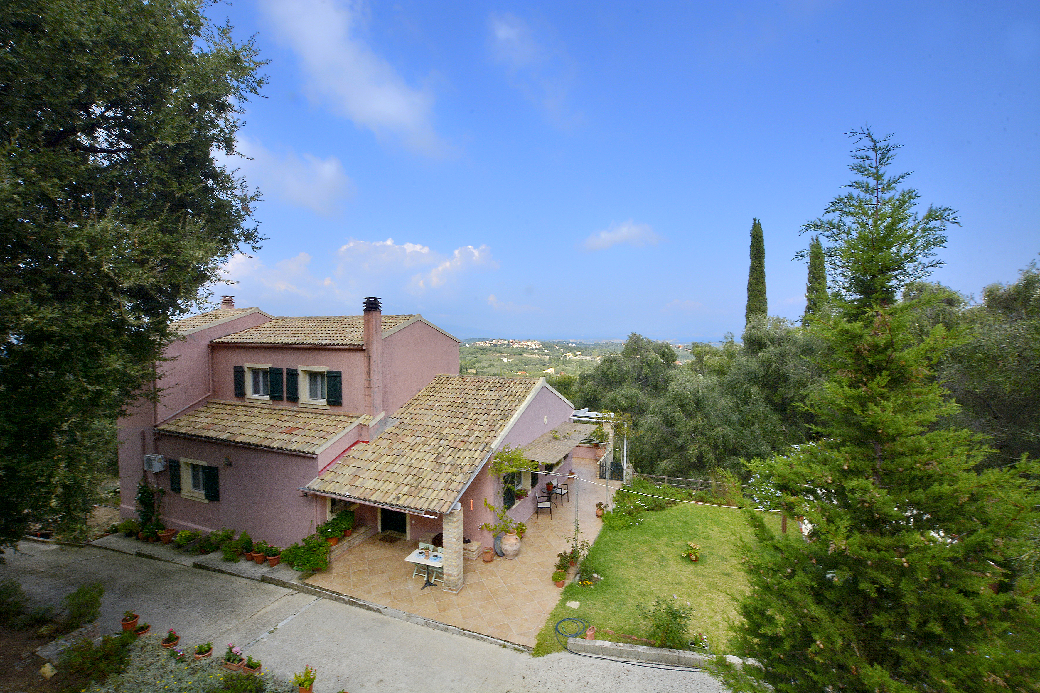 Aristocratic luxury villa with panoramic views in Corfu