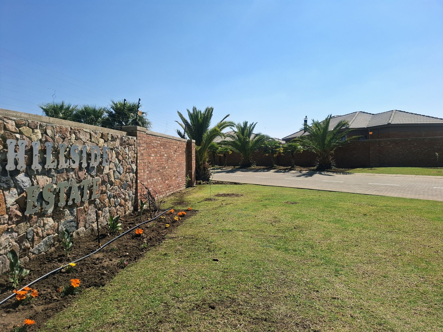 Vacant Stand for Sale in Hillside