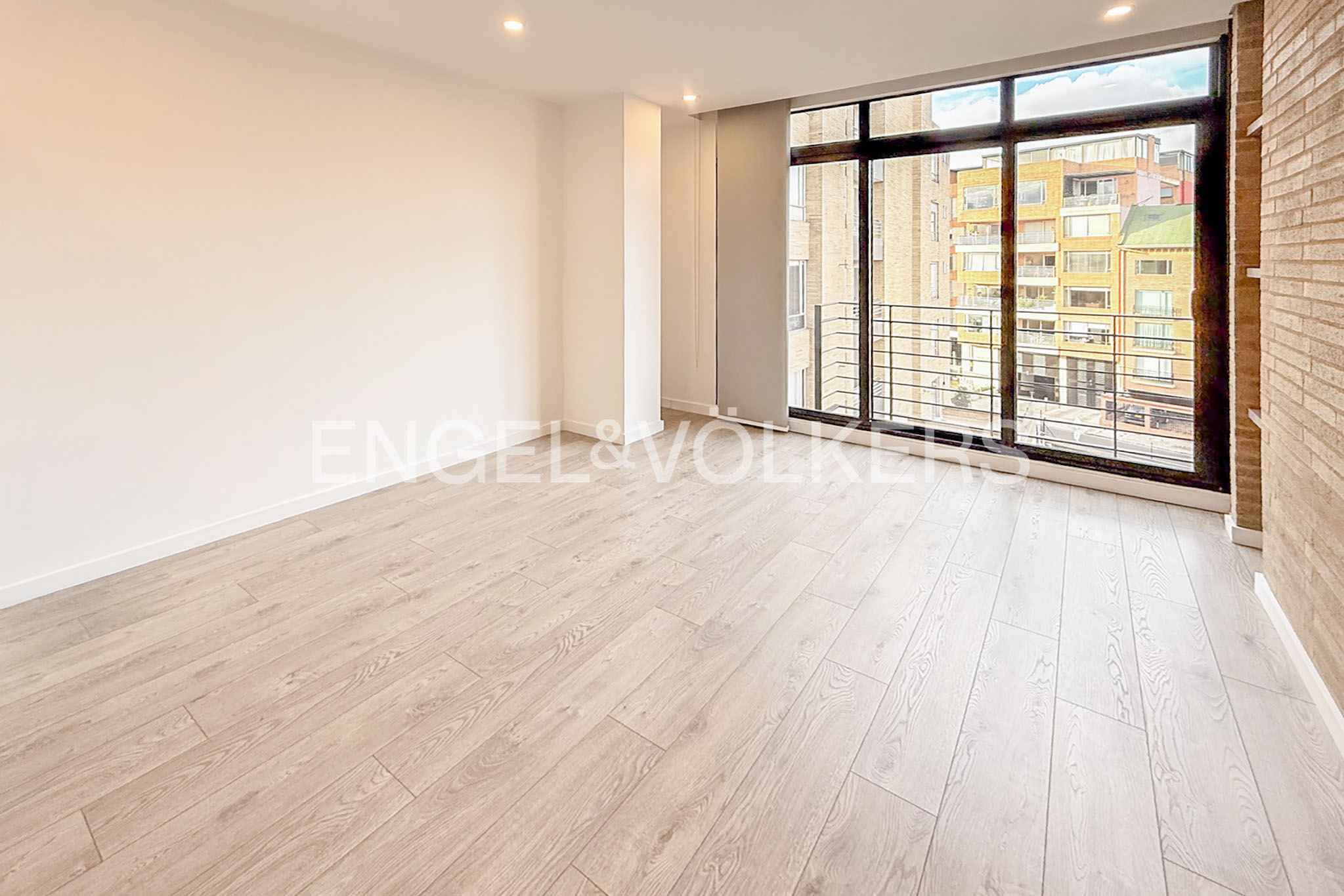 Iluminado apartamento para venta en San Patricio