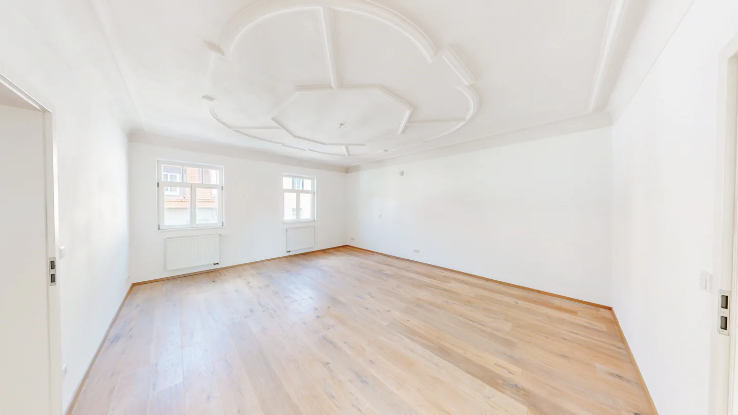 Stilvoll sanierte Altbauwohnung im historischen Denkmalobjekt - Foto 4
