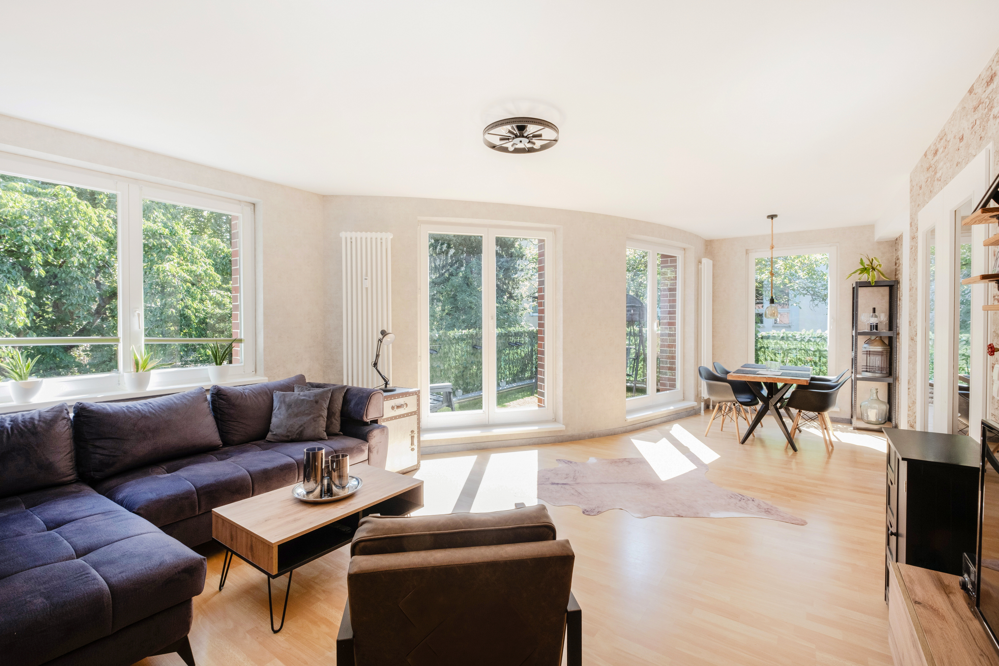 Loft feel in a garden carriage house – modern living comfort in Reinickendorf
