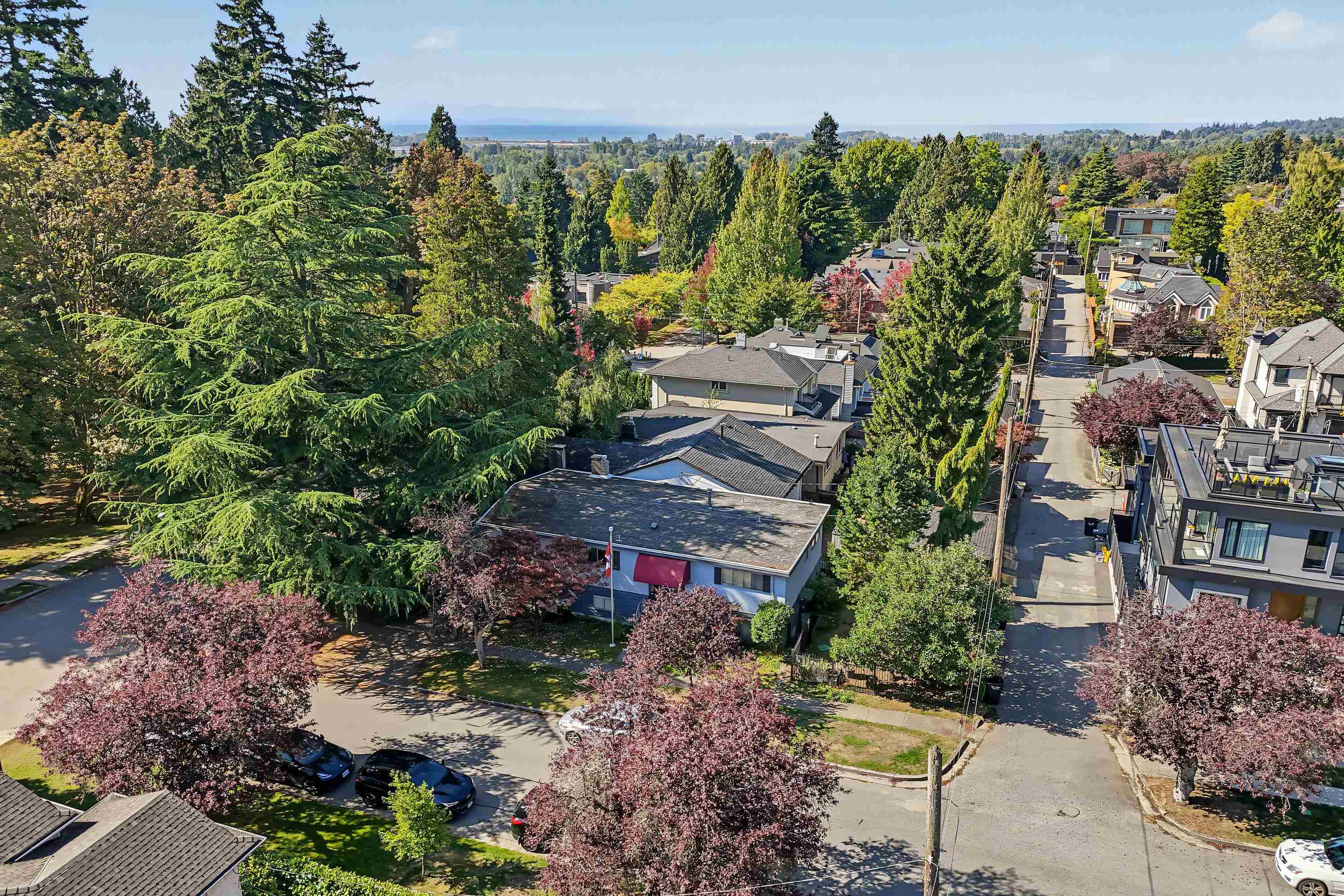 Discover Prime Kerrisdale Living Near Maple Grove Park