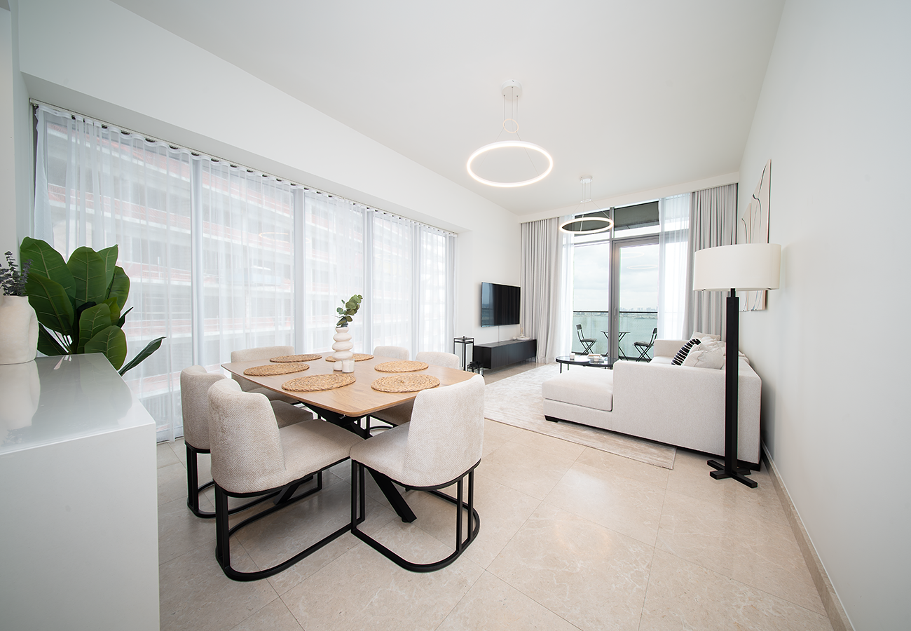PANORAMIC SEA VIEWS | CORNER | FURNISHED
