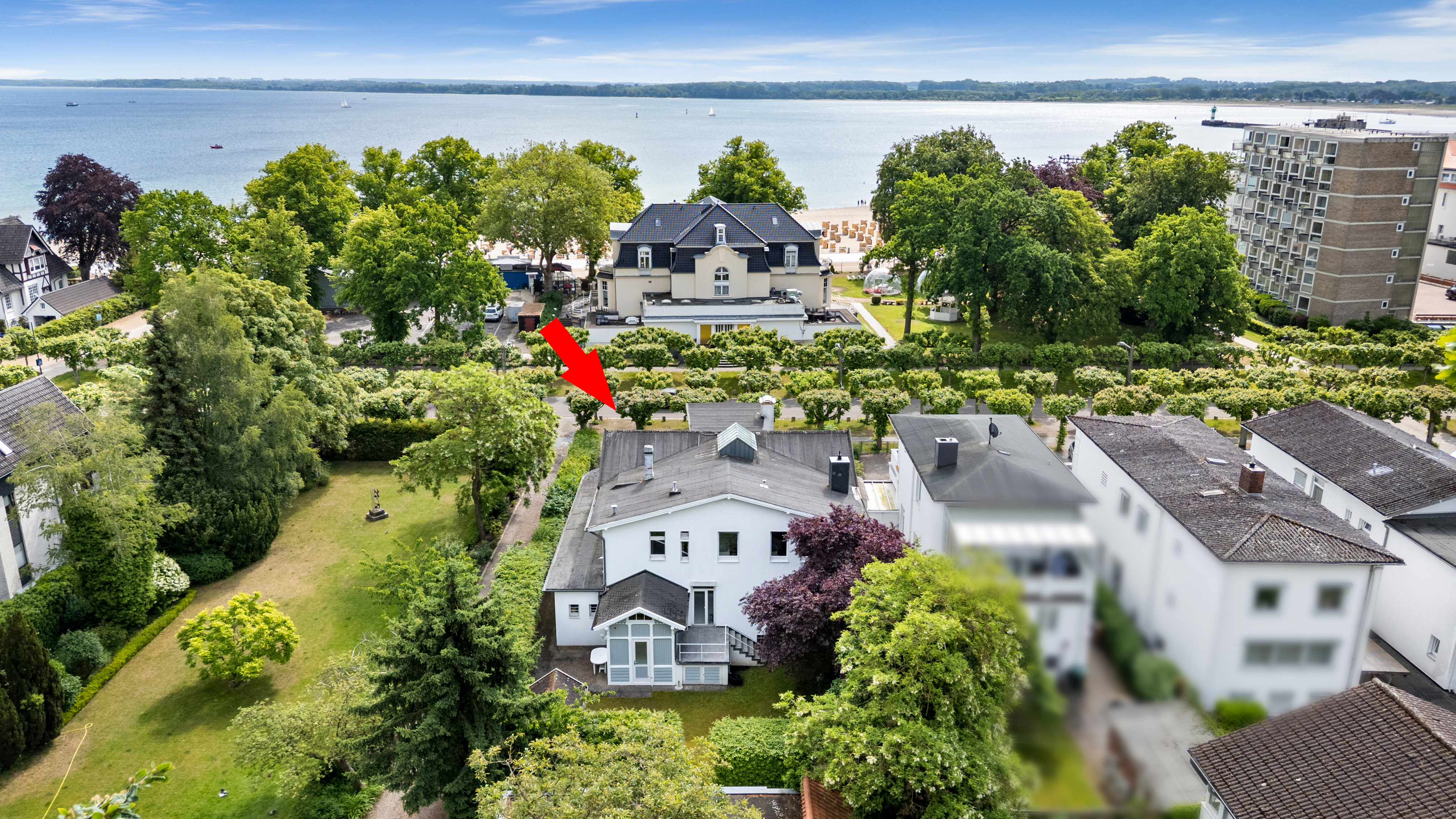 Historische Villa in der Kaiserallee                                                      Meerblick • Privatsphäre • Seltenheit