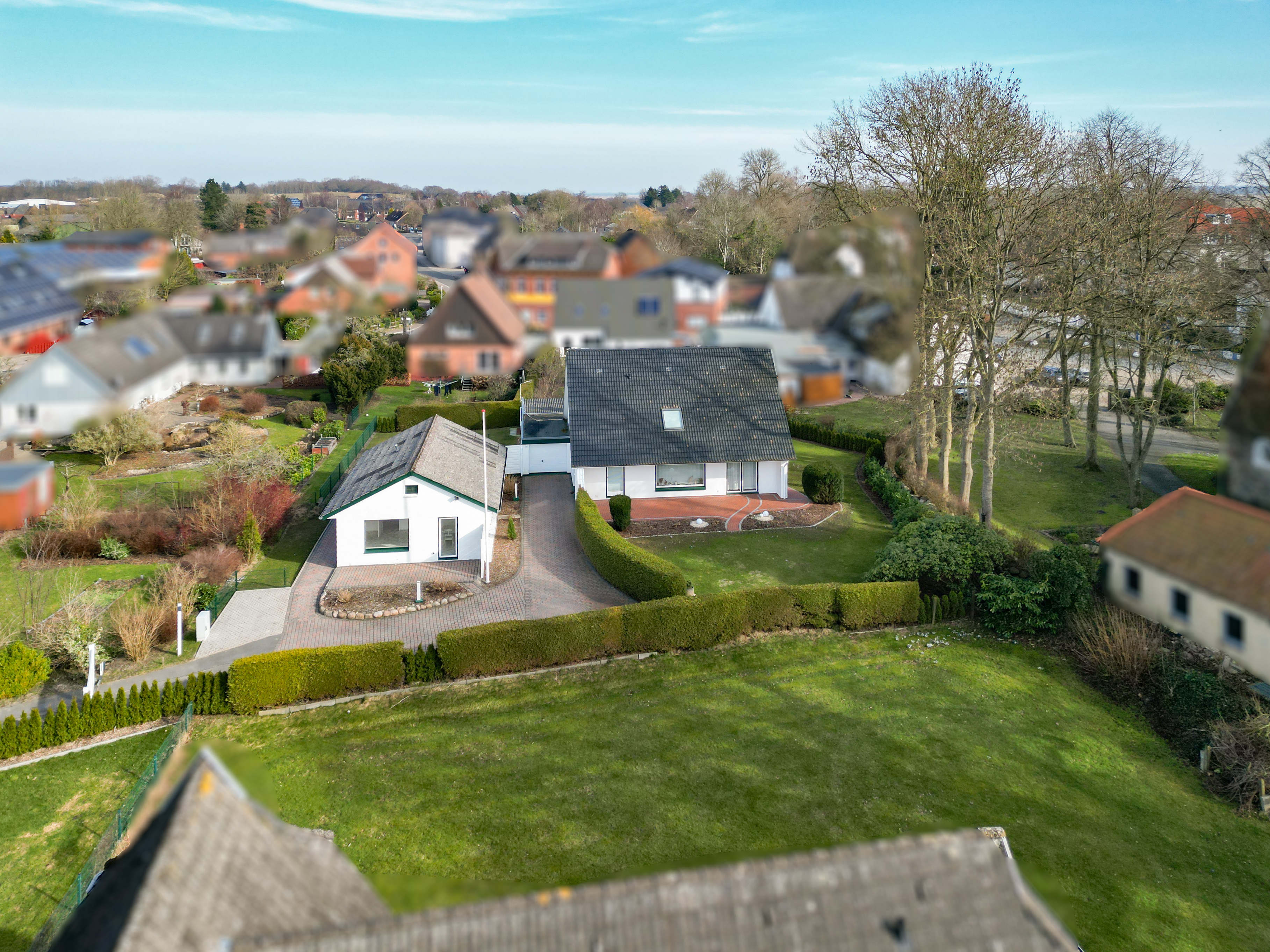 Exklusives Immobilienensemble an der Nordsee - Zwei Häuser, eine besondere Kapitalanlage