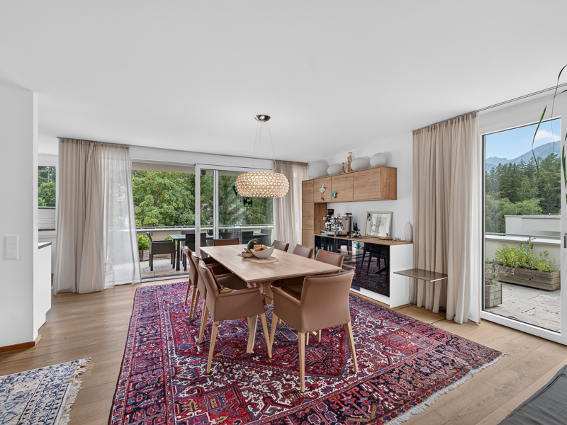 Exclusive penthouse with 2 sun terraces in Igls
