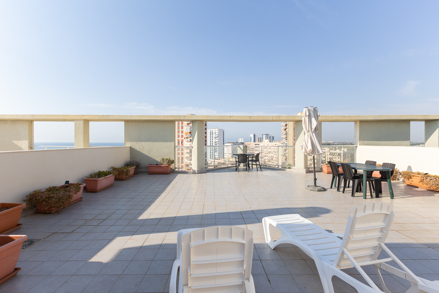 Penthouse with Sea Views from September to June