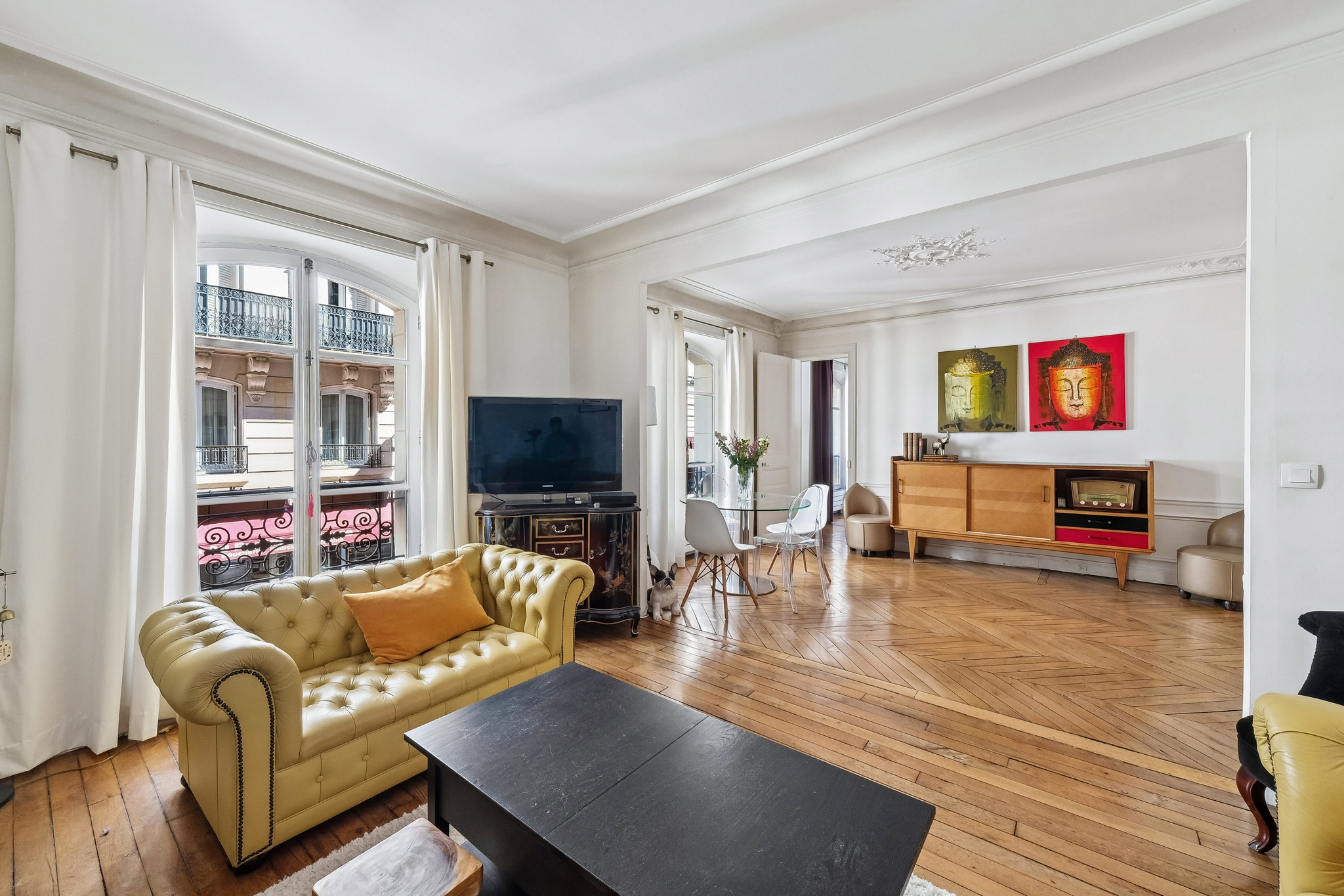 Paris XVI-Victor Hugo - Appartement de 70,30m² - 4pièces - 2 chambres
