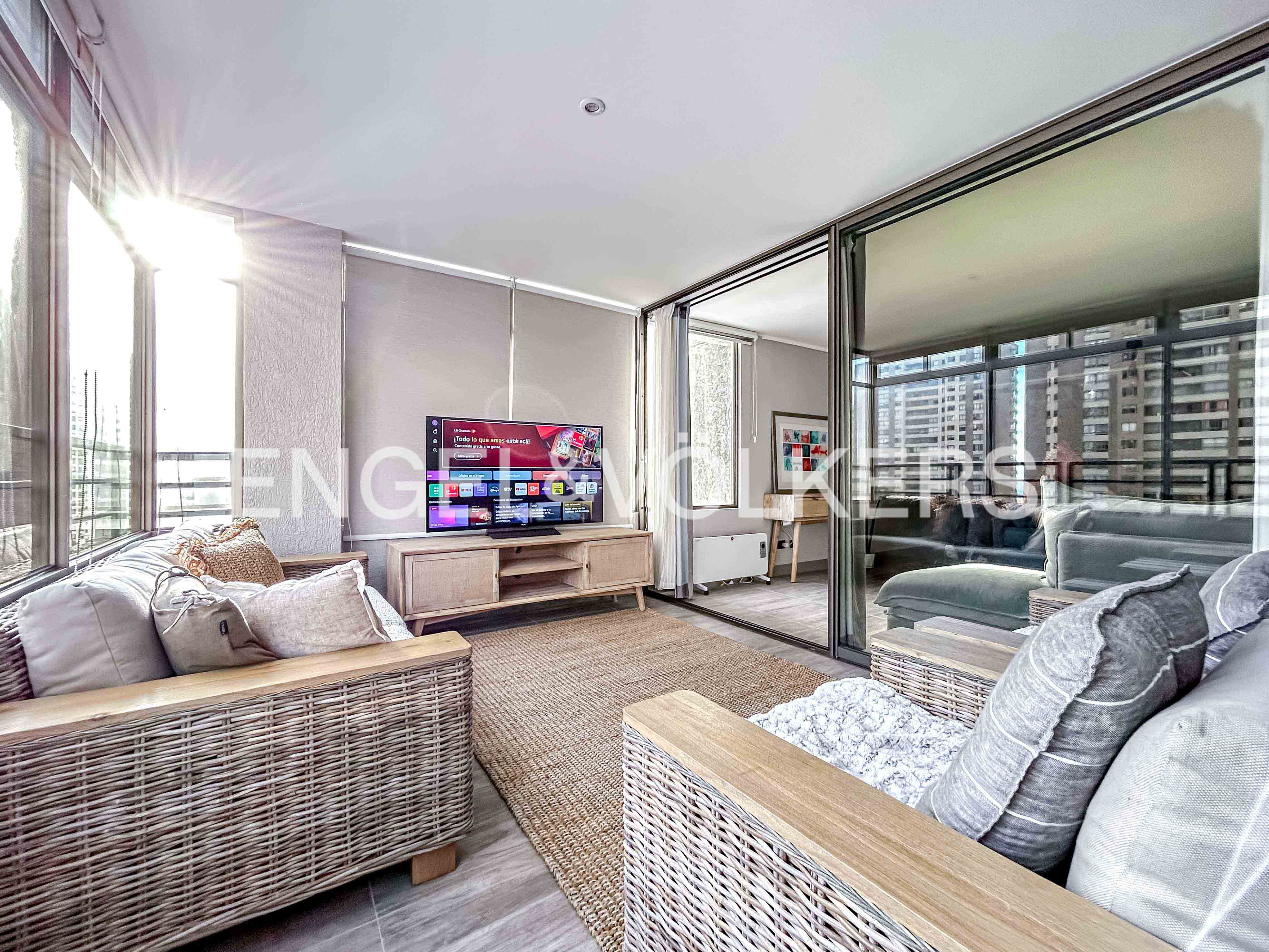 Venta Departamento 140 M2 - 2 BD- 2 Estacionamientos