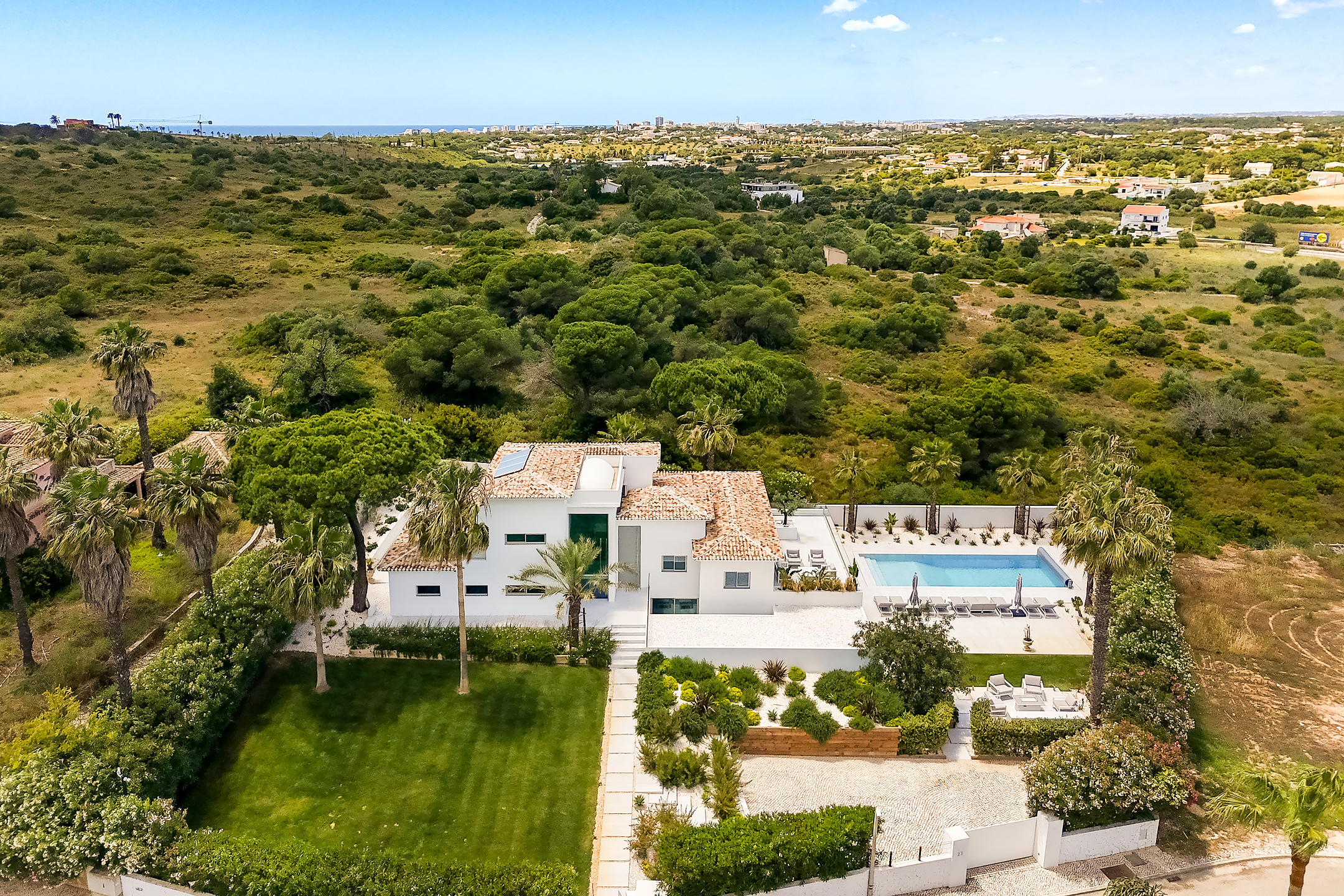 Luxury 5-Bedroom Villa in Fonte Algarve | Golden Triangle, Central Algarve