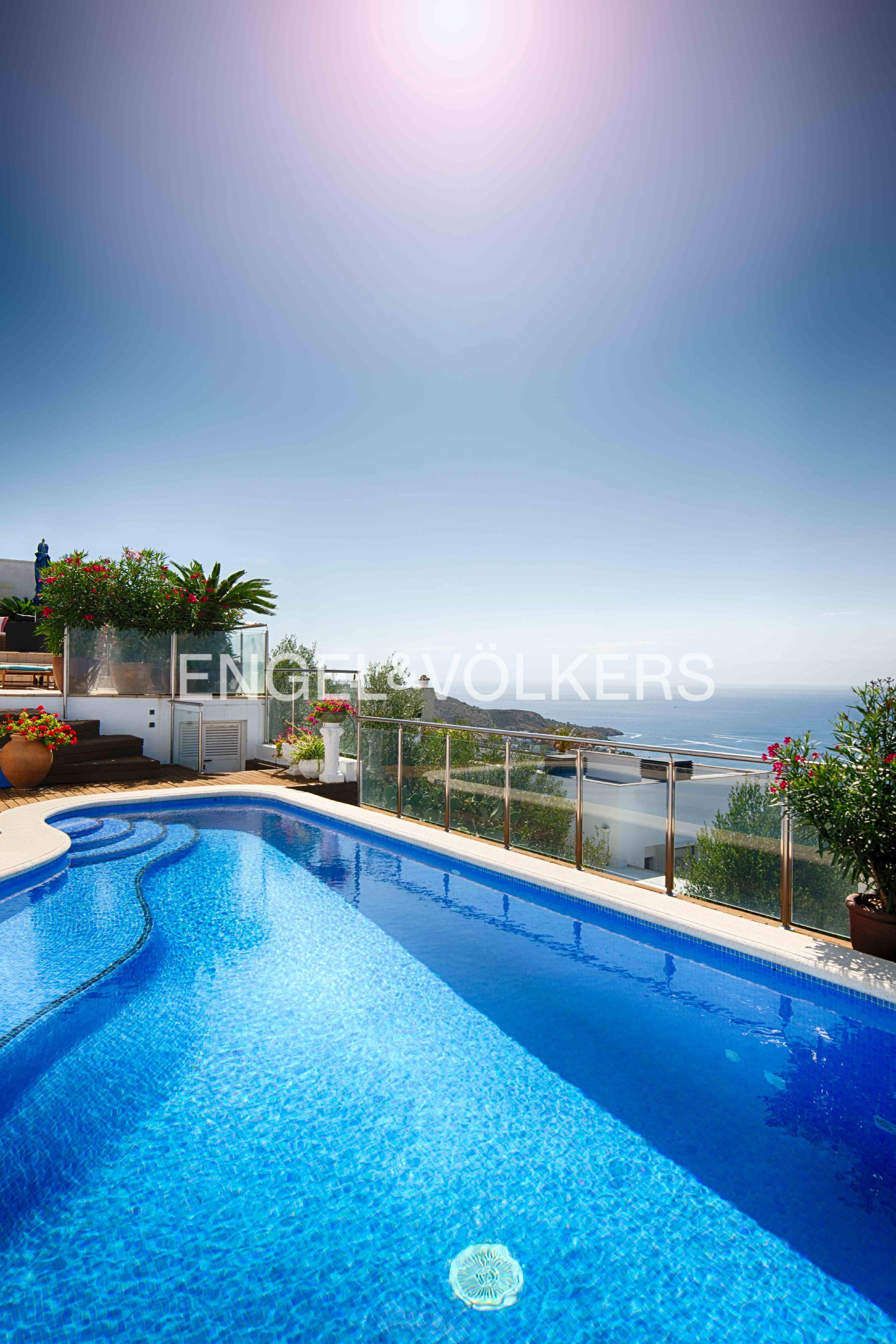 Villa con impresionantes vistas en Roses