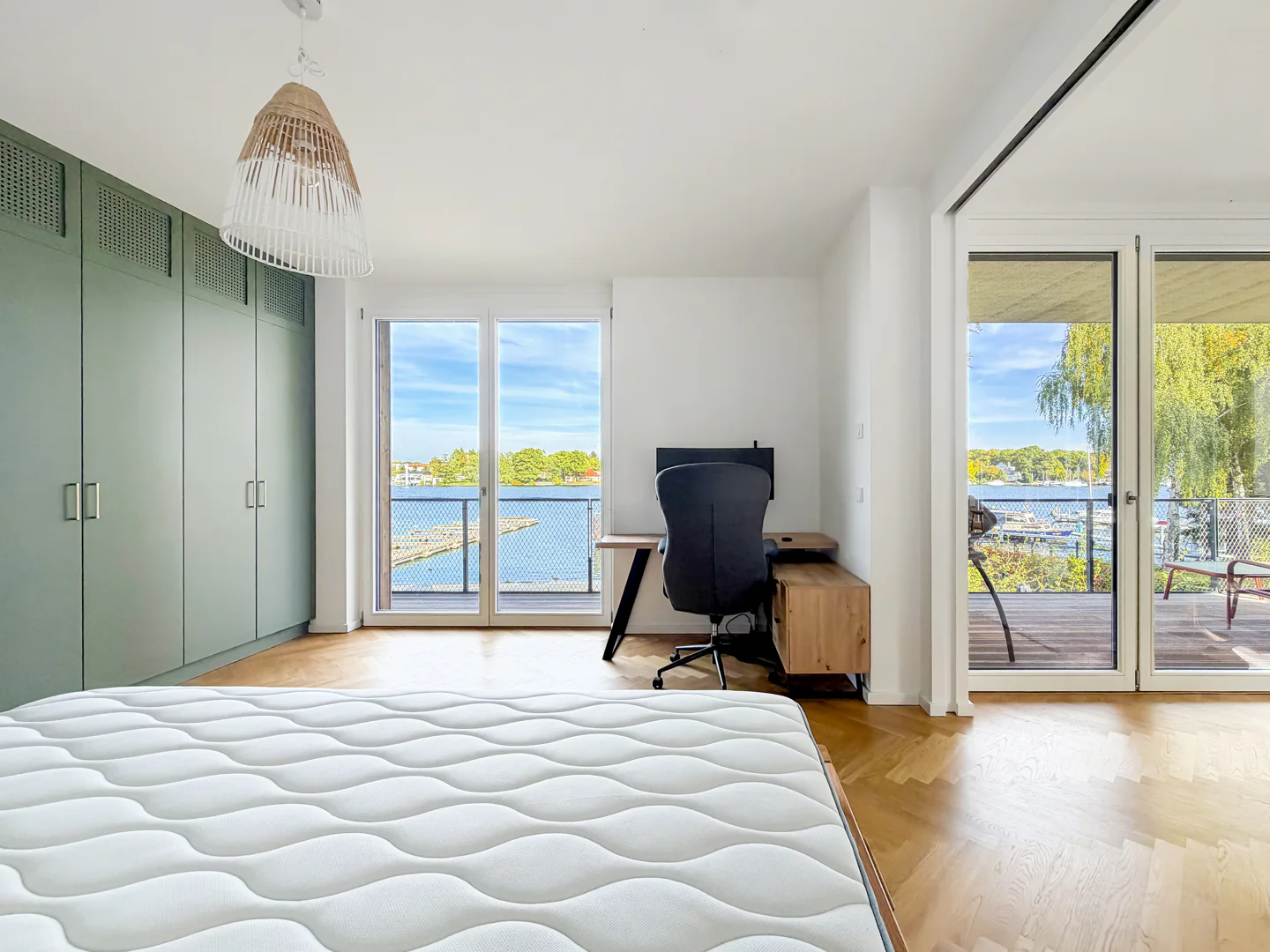 Exklusive 3-Zimmer-Wohnung mit traumhaftem Wasserblick - Photo 4