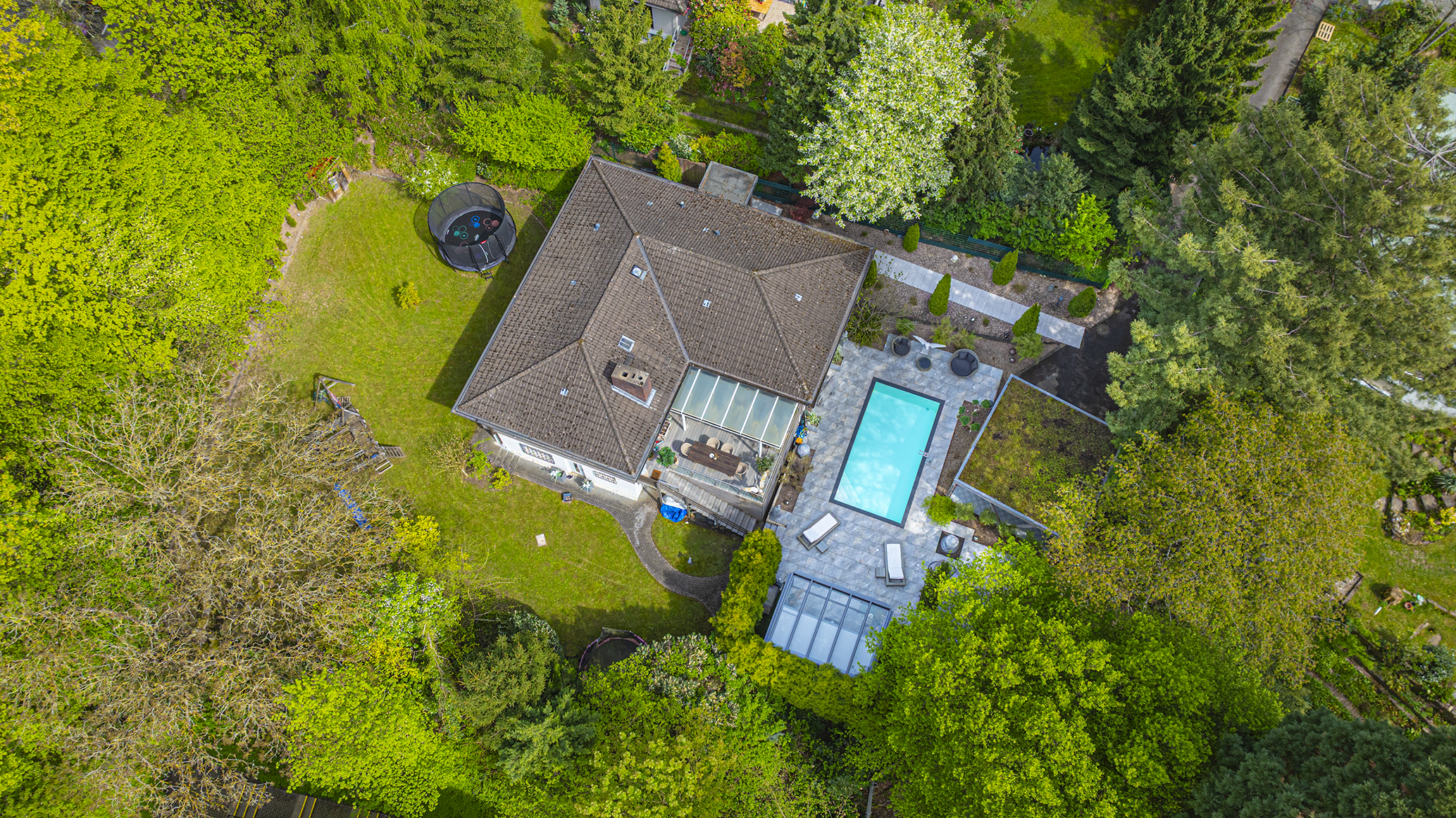 Exklusives Refugium am Domblick - großzügiges Anwesen mit Pool & 1.580 m² Grundstück