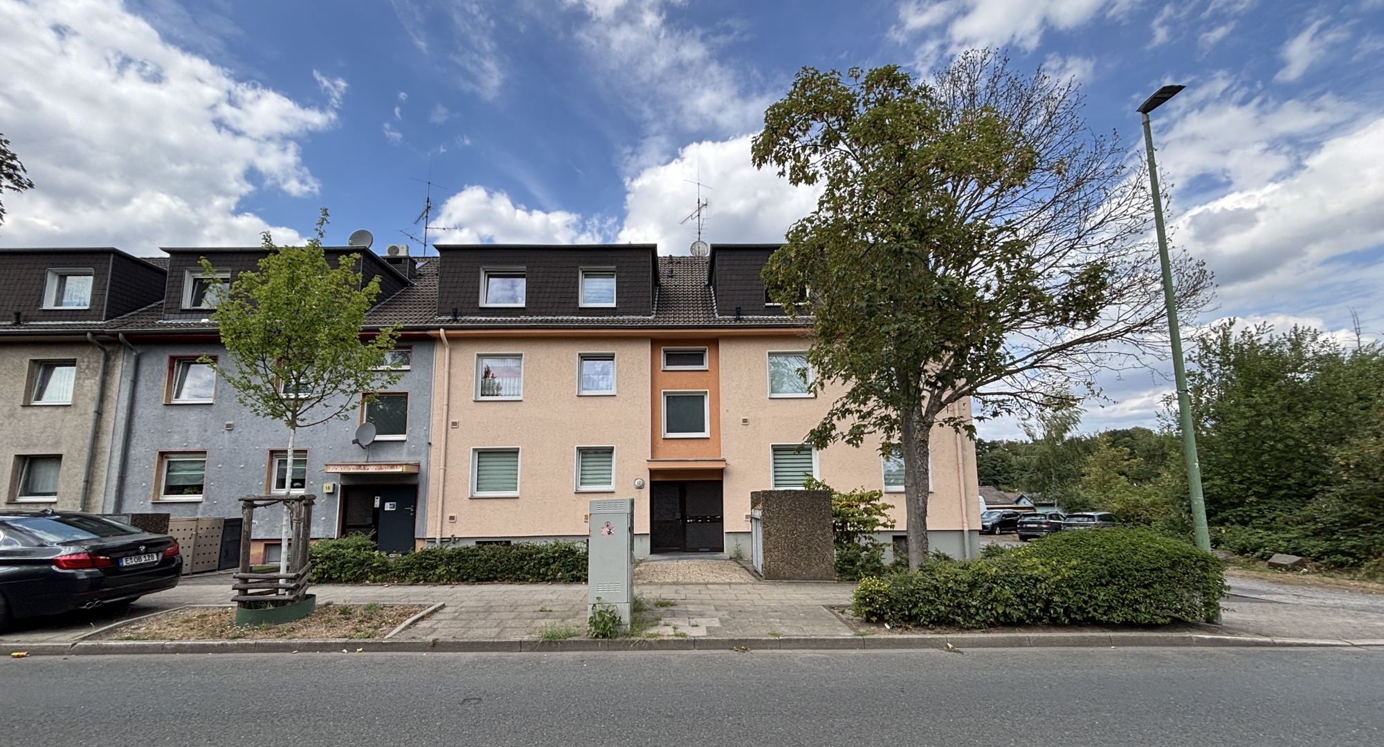 Mehrfamilienhaus