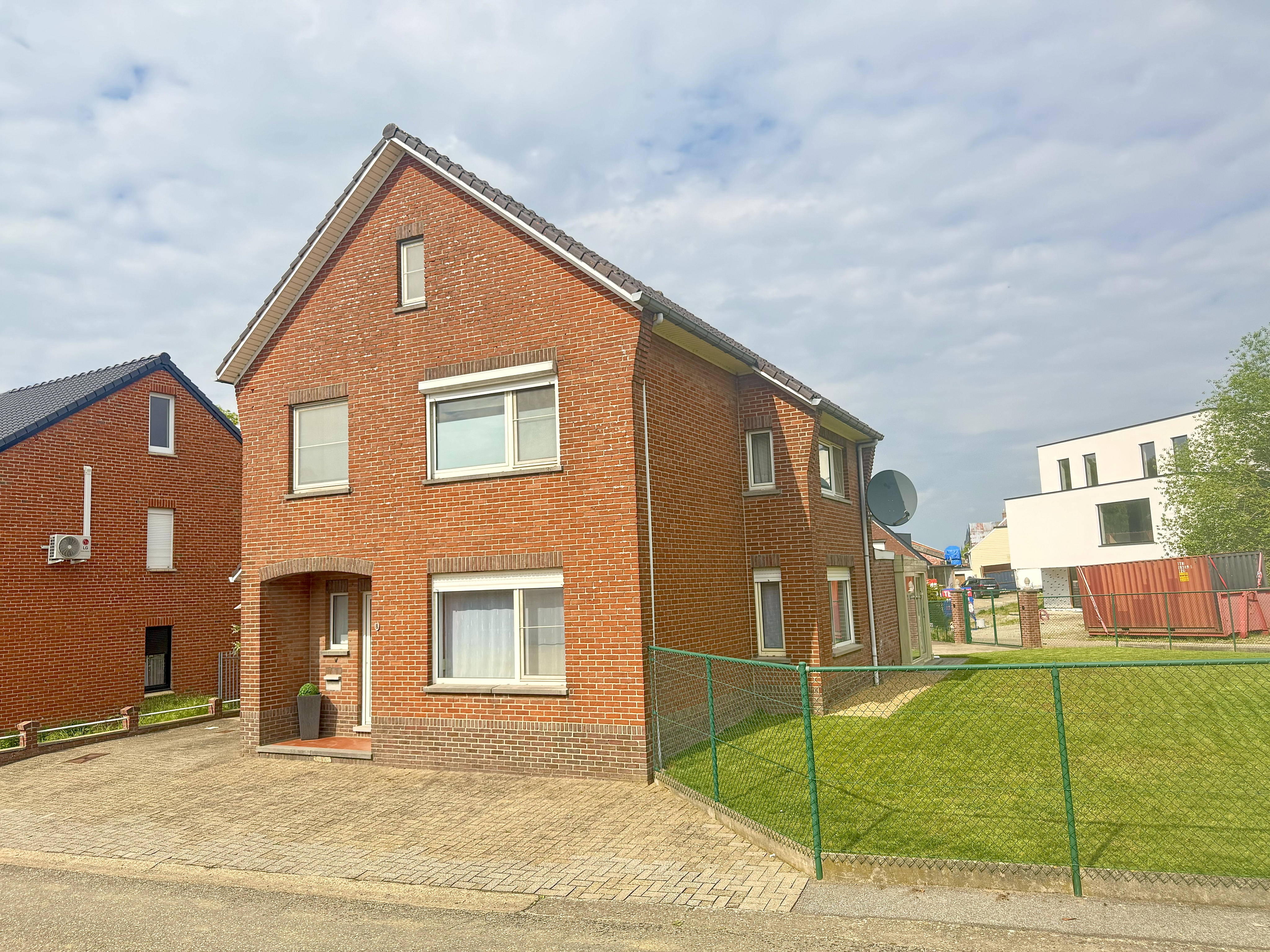 Charmante maison familiale sur un terrain d’angle dans le paisible Vreren