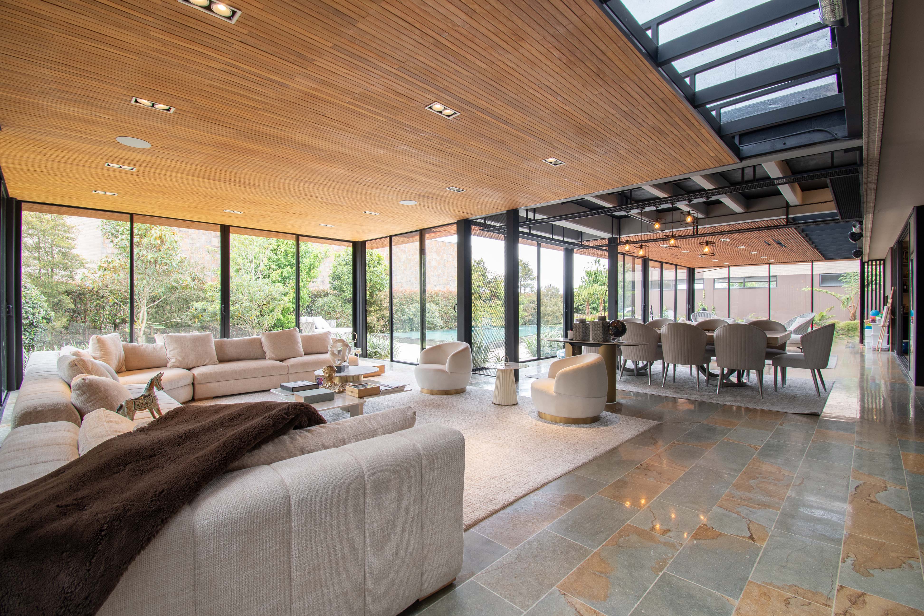 Casa de diseño con piscina en exclusiva parcelación para venta | Las Palmas