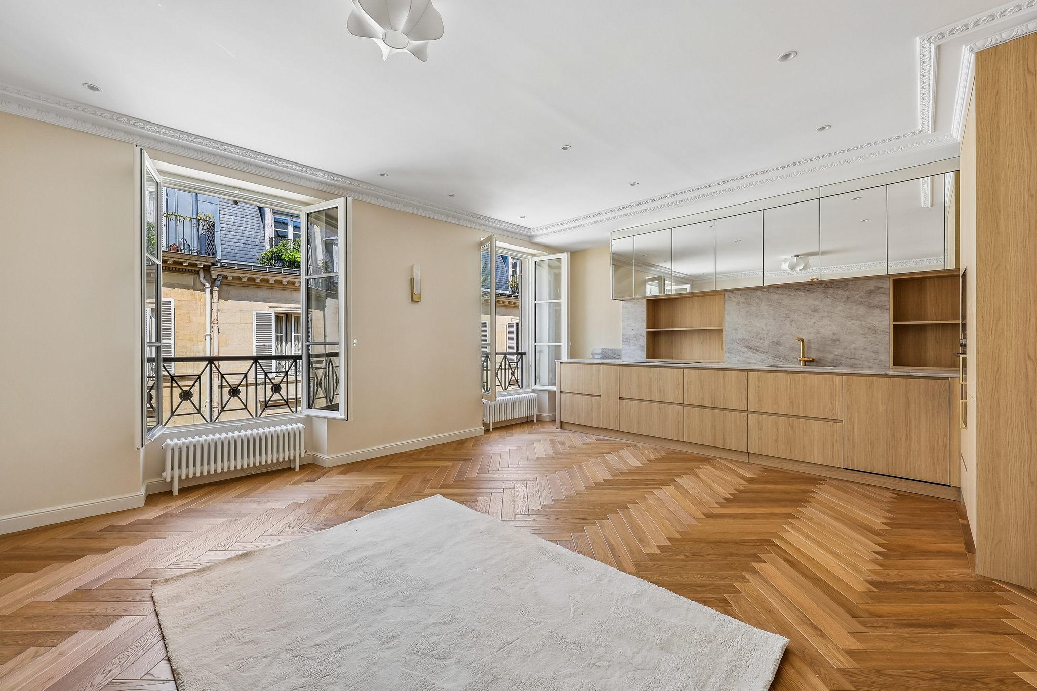 Paris 6th - Two bedrooms - High floor