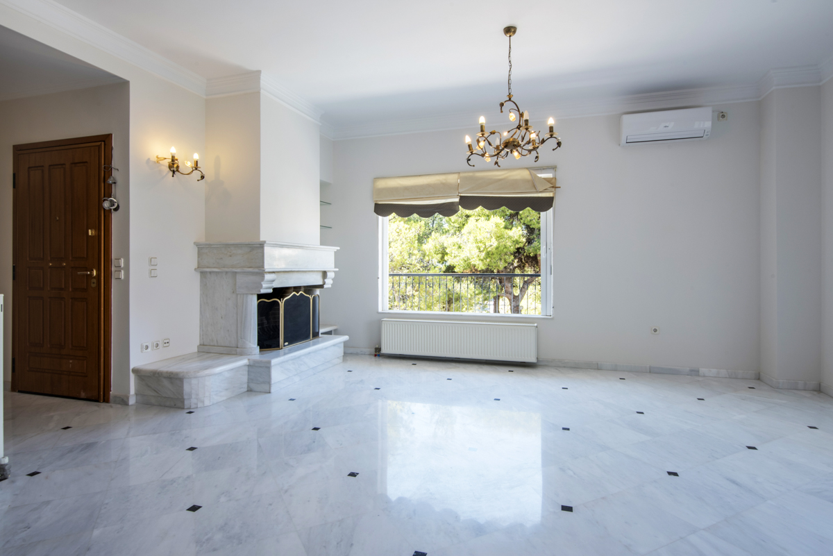 Wonderful family apartment with amazing view