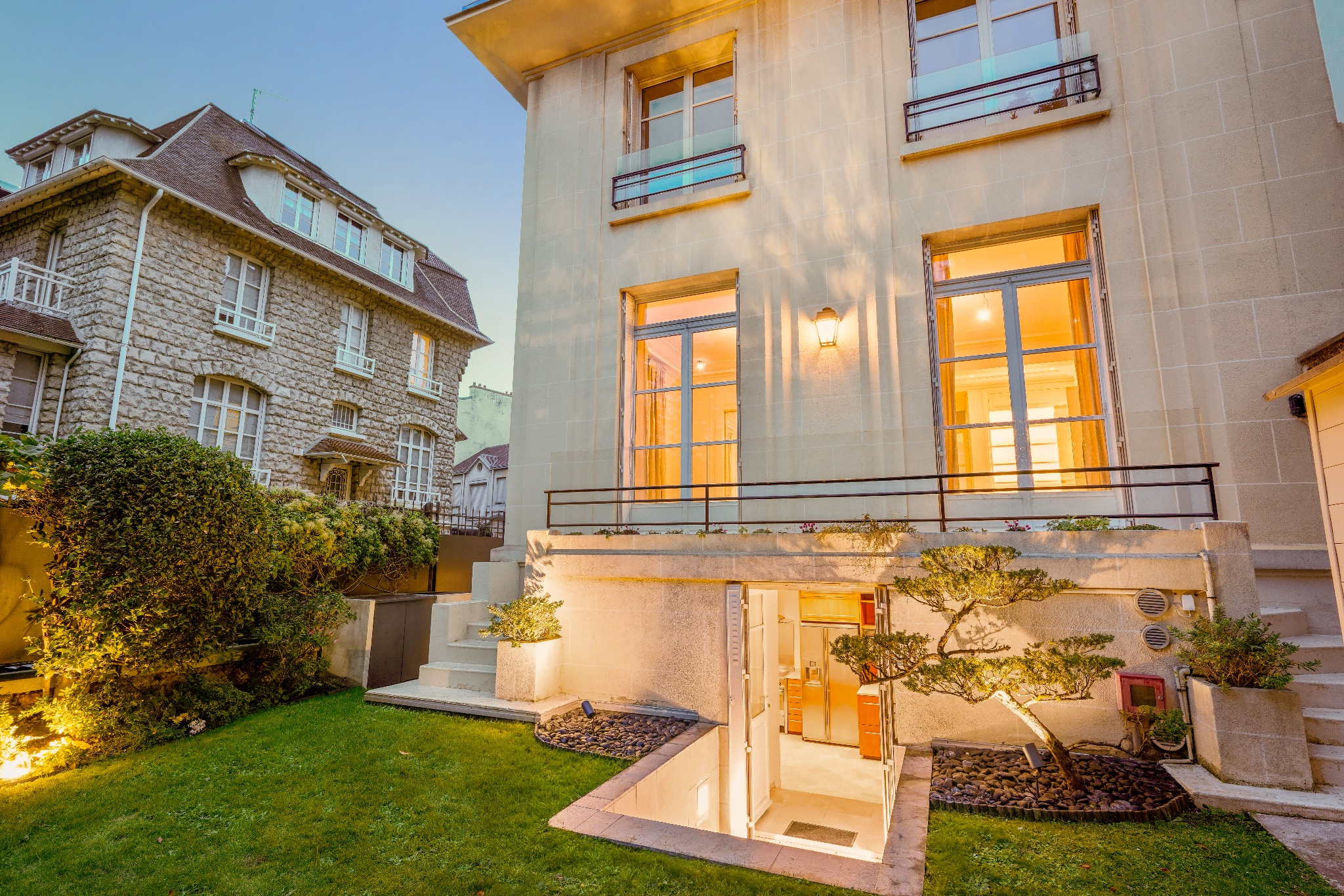 Private mansion with garden, terrace and wellness area – Neuilly-sur-Seine, Saussaye/Perronet