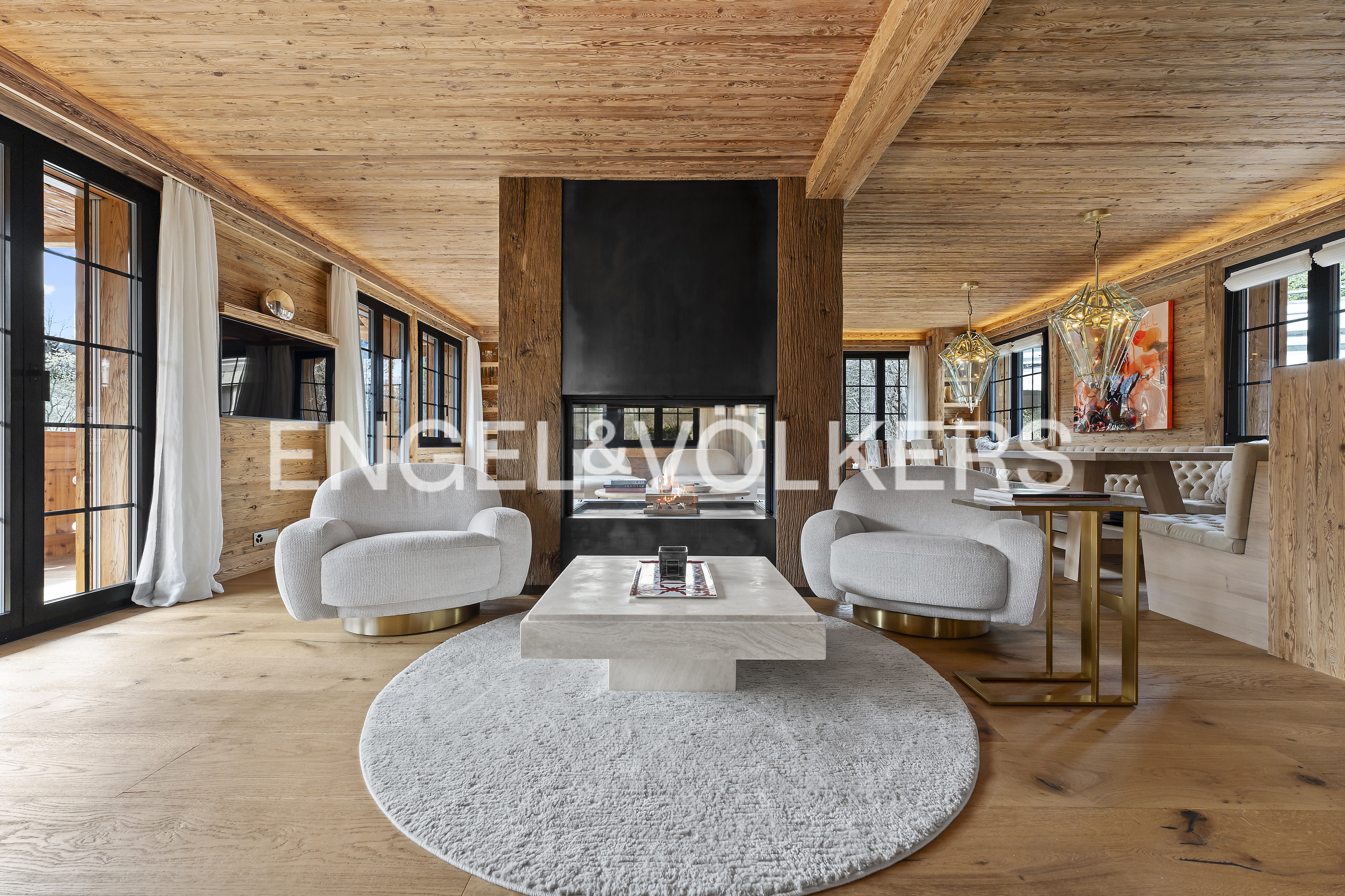 Luxurious, New Chalet in Gstaad