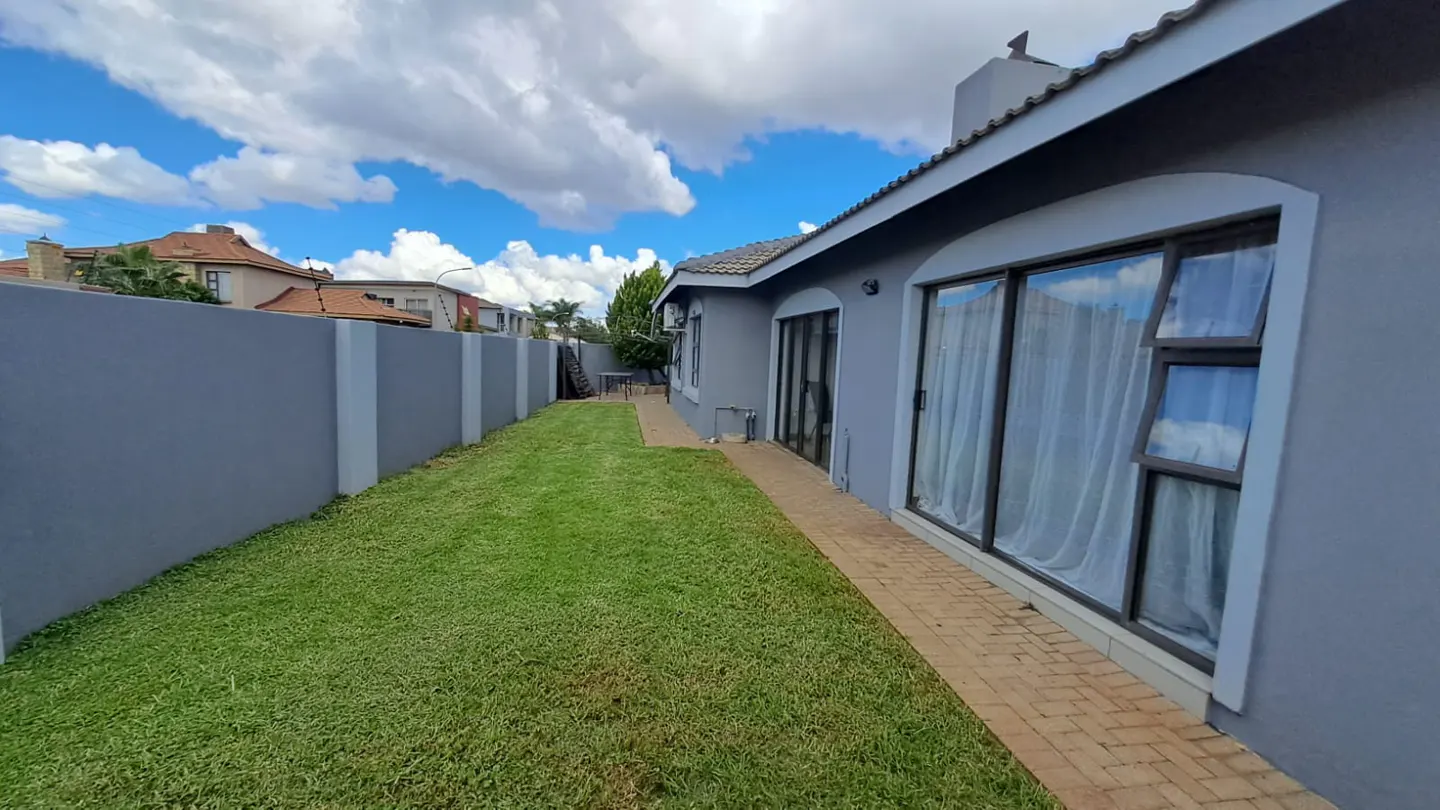 WhatsApp Image 2026-04-16 at 14.28.38 (1).jpeg