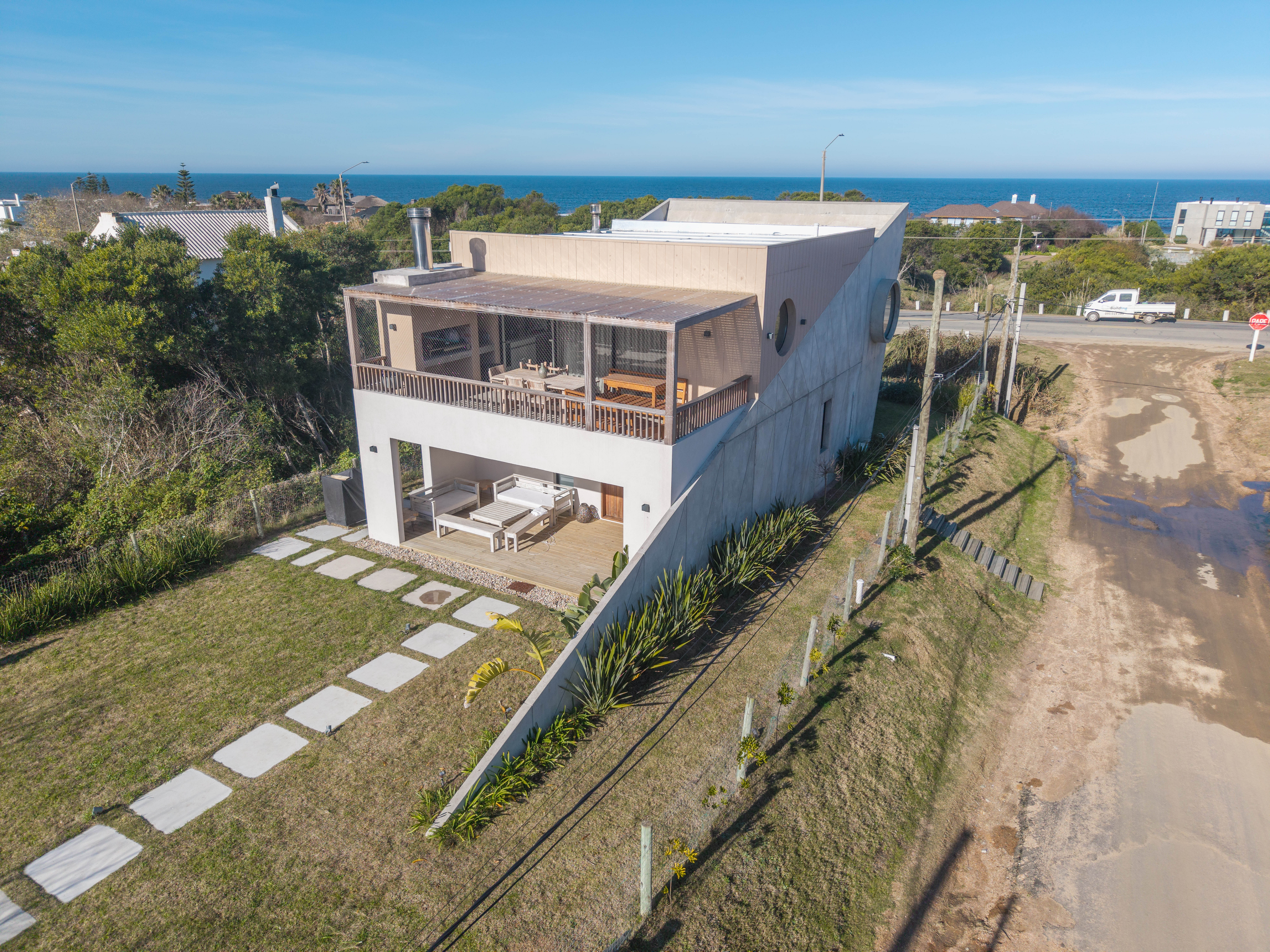 Casa con vistas al mar en Punta Piedras
