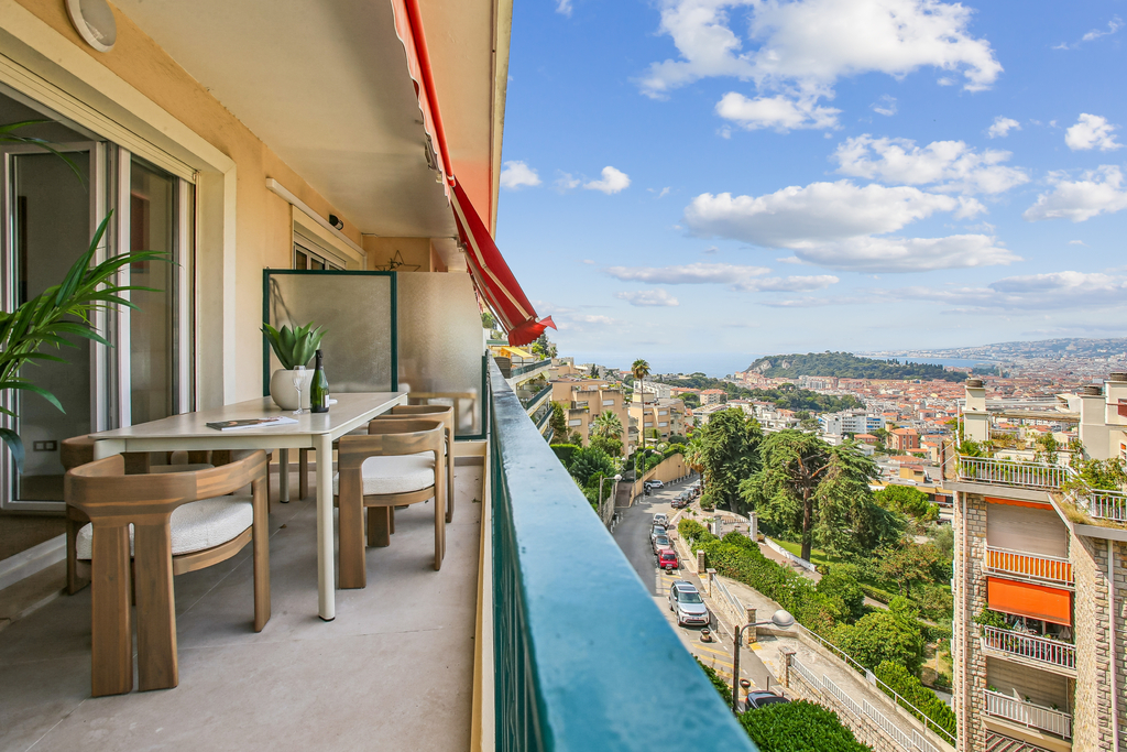 3-room apartment with 2 terraces and sea views – Nice / Mont Alban