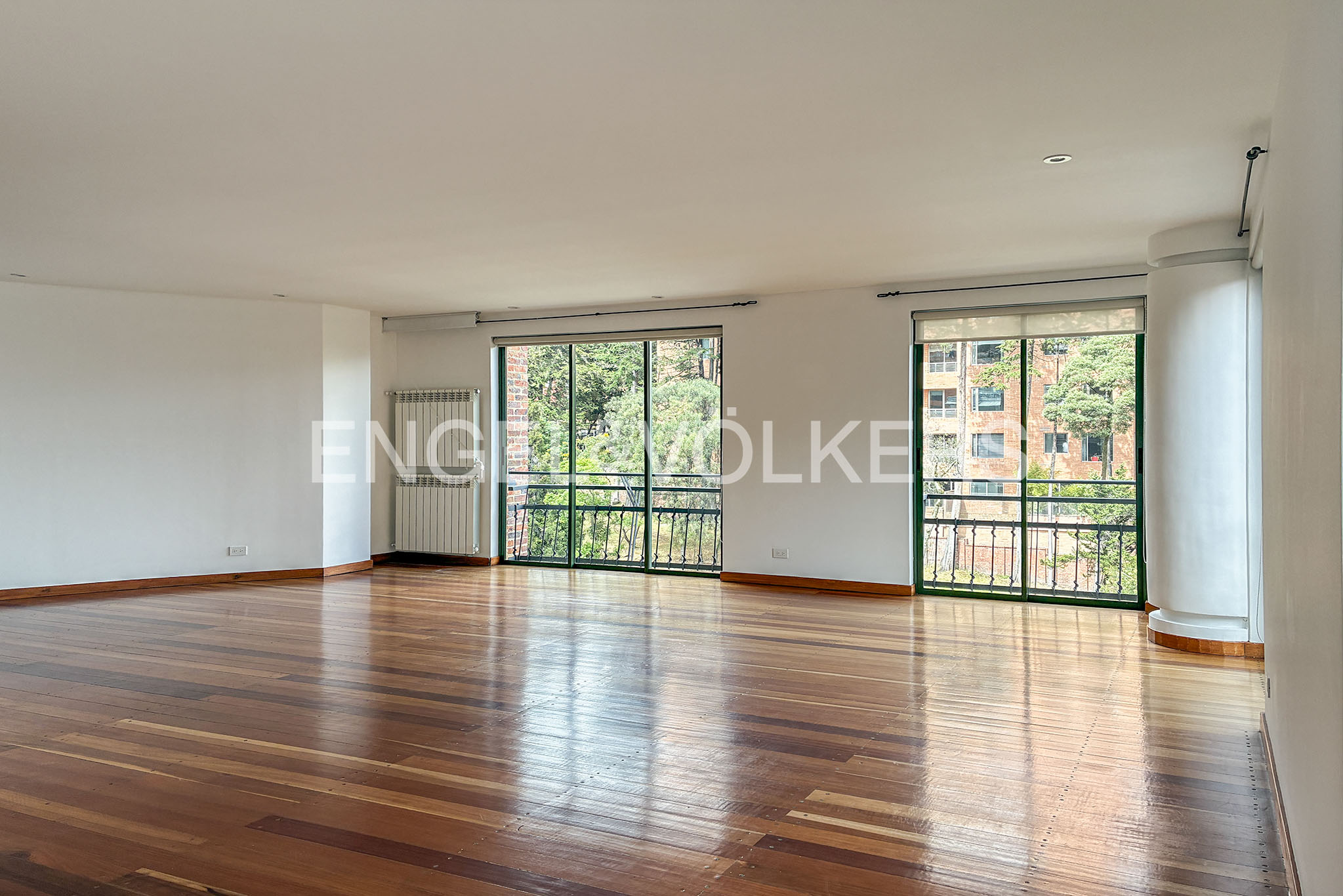 Apartamento con terraza y vista para venta en Rosales