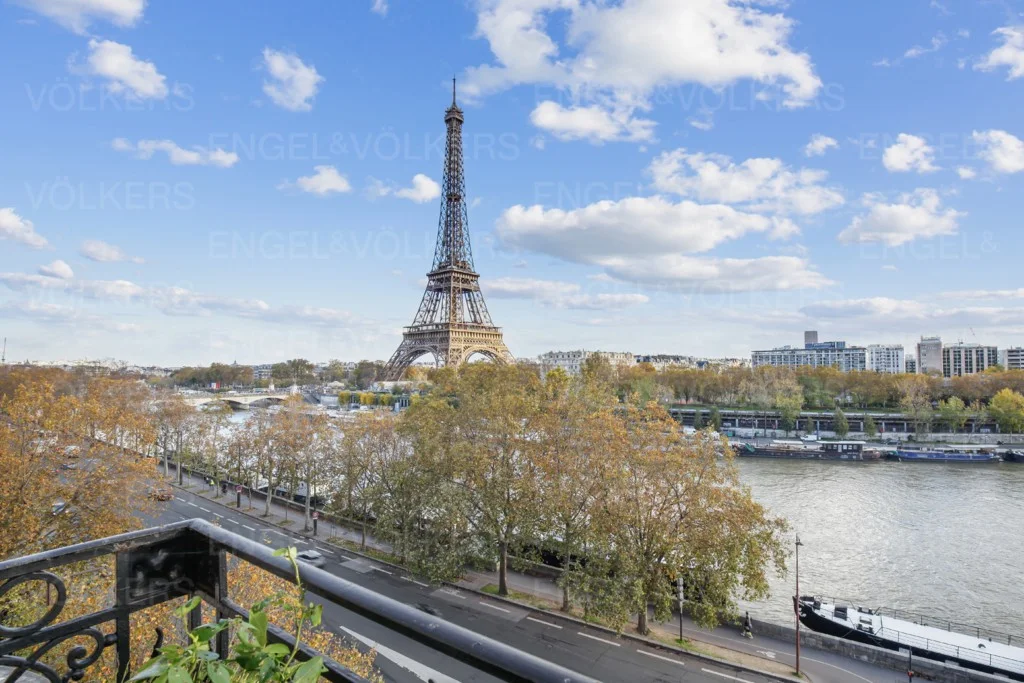 Paris XVI - Appartement de prestige - Vue Tour Eiffel