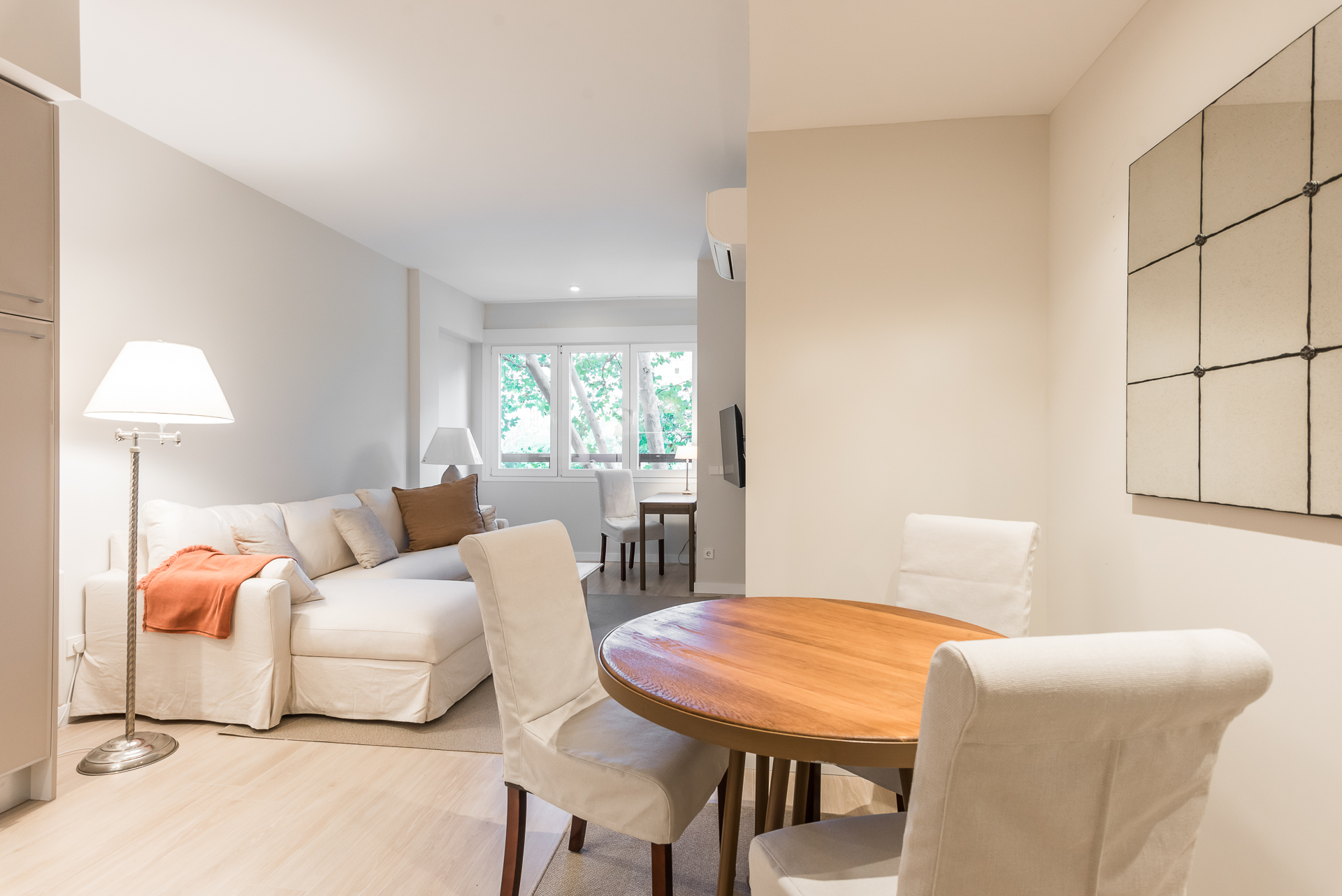 Beautiful 1 Bedroom Luxury Apartment in El Viso