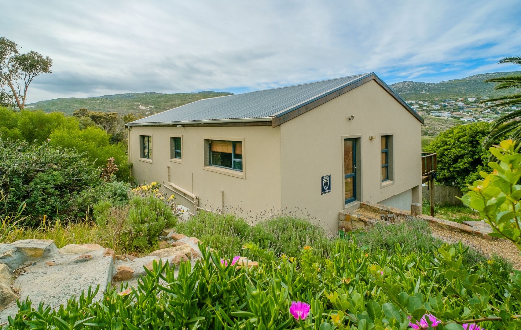 3 Bedroom House for sale in Glencairn