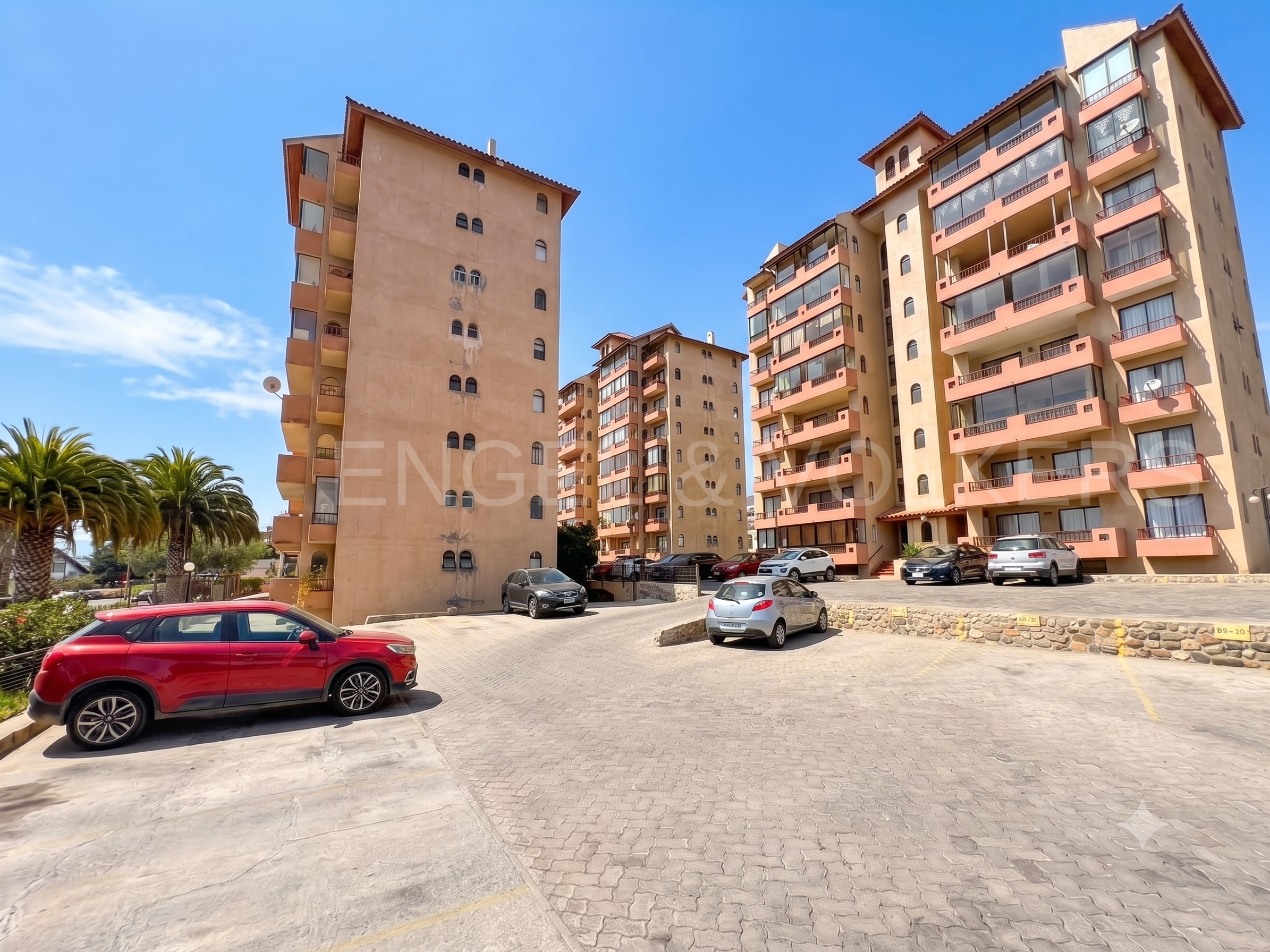 Venta Departamento en Avenida Juan Cisternas