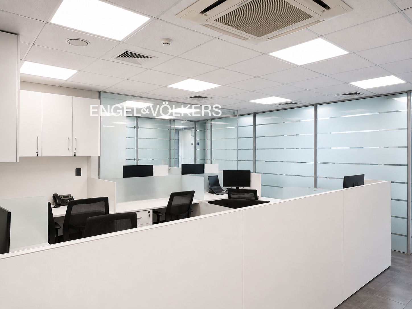 Oficina con terraza habilitada El Golf 430 m2