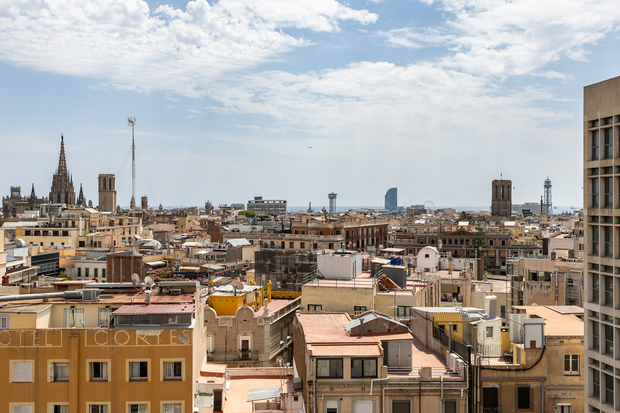 Apartment with panoramic views in Plaça Catalunya