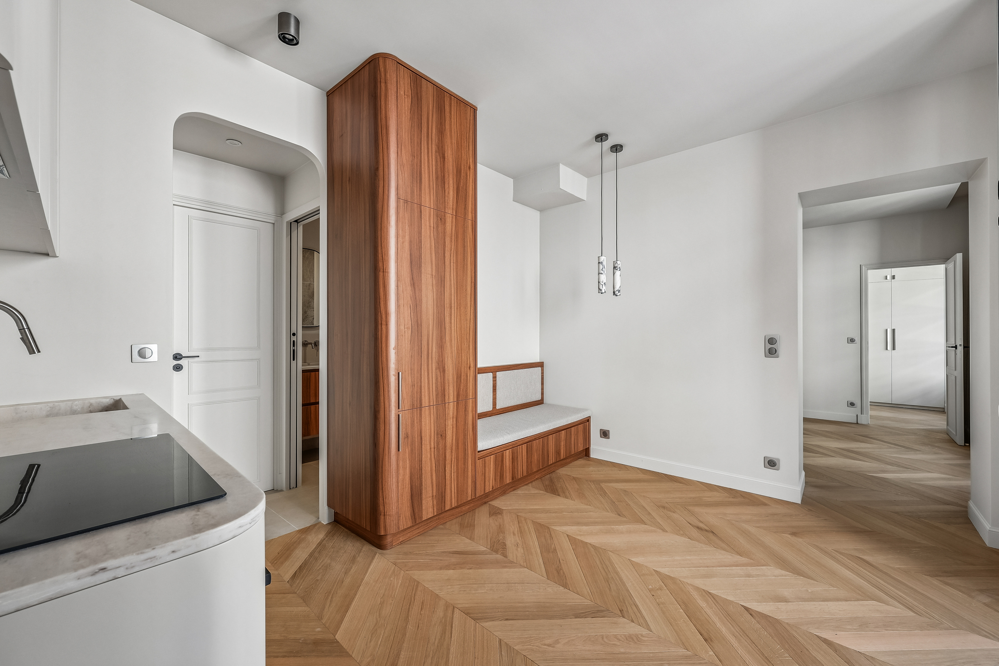 Superb fully renovated 1-bedroom apartment in the heart of the Saint-Gervais district