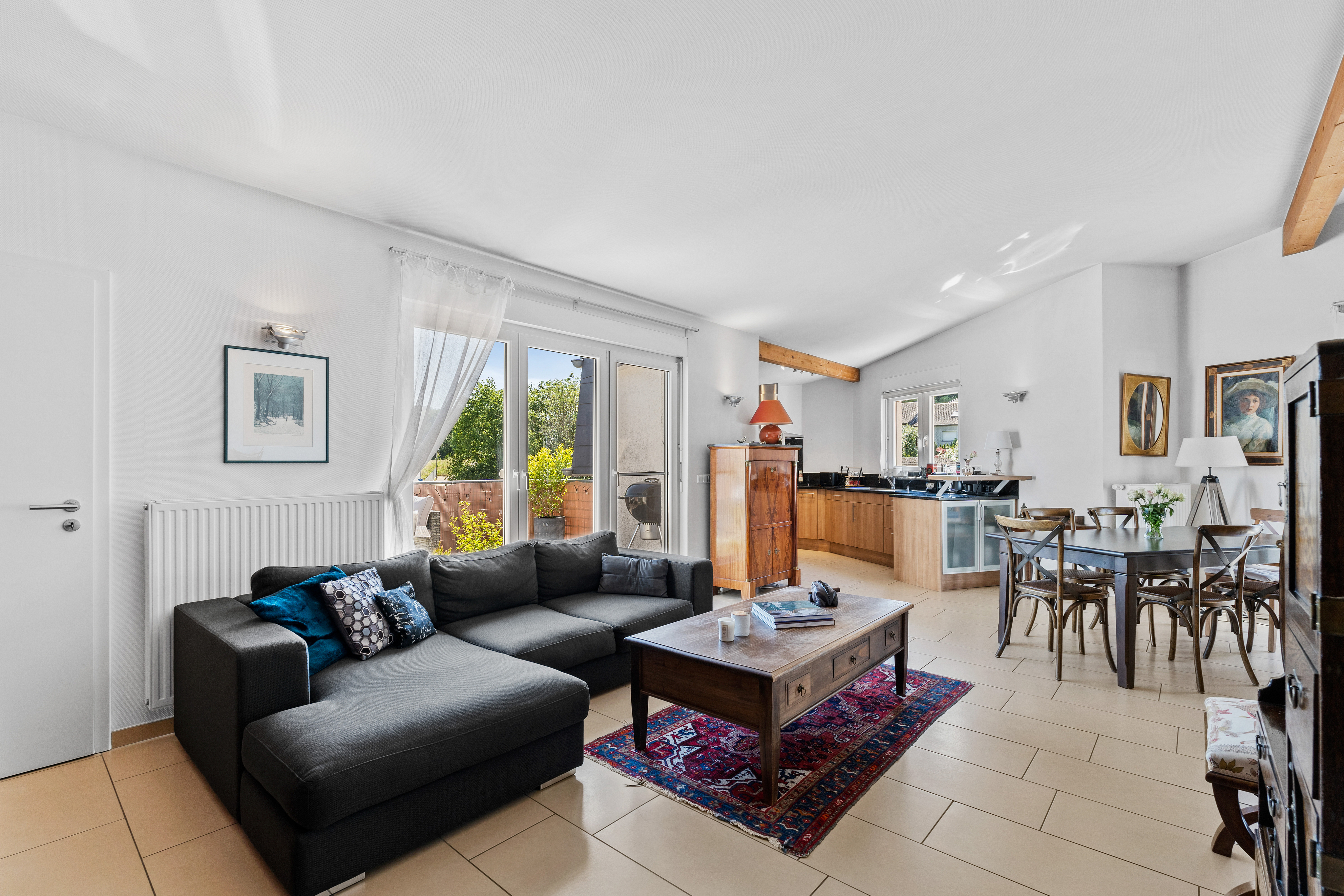 Appartement au dernier étage avec terrasse et vue imprenable