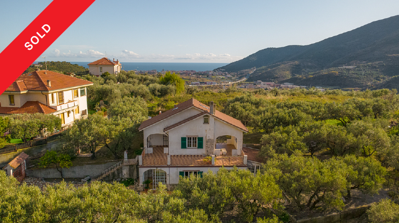Cottage to renovate with panoramic view