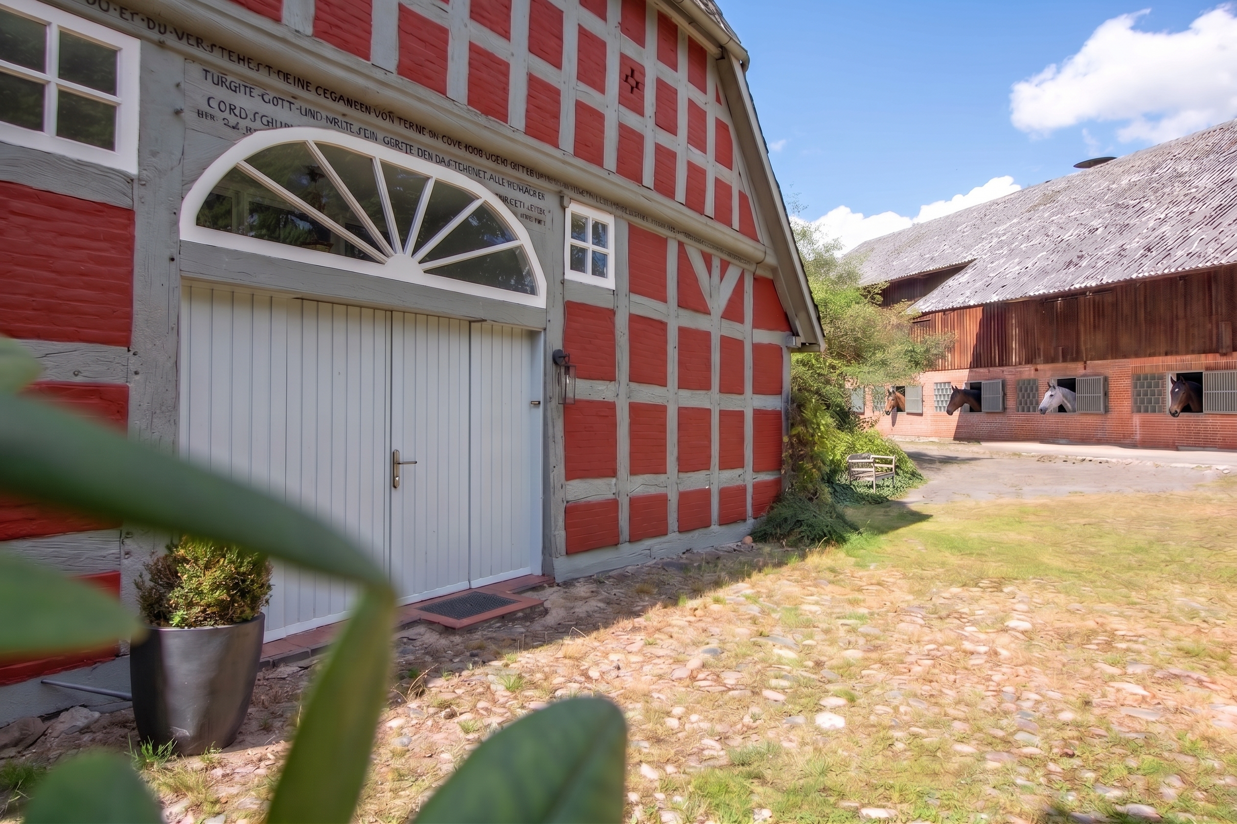 Hansenhof – Historischer Landsitz mit viel Raum für Mensch, Tier und ländliches Leben auf ca. 6,5 ha [KI-modifiziert]