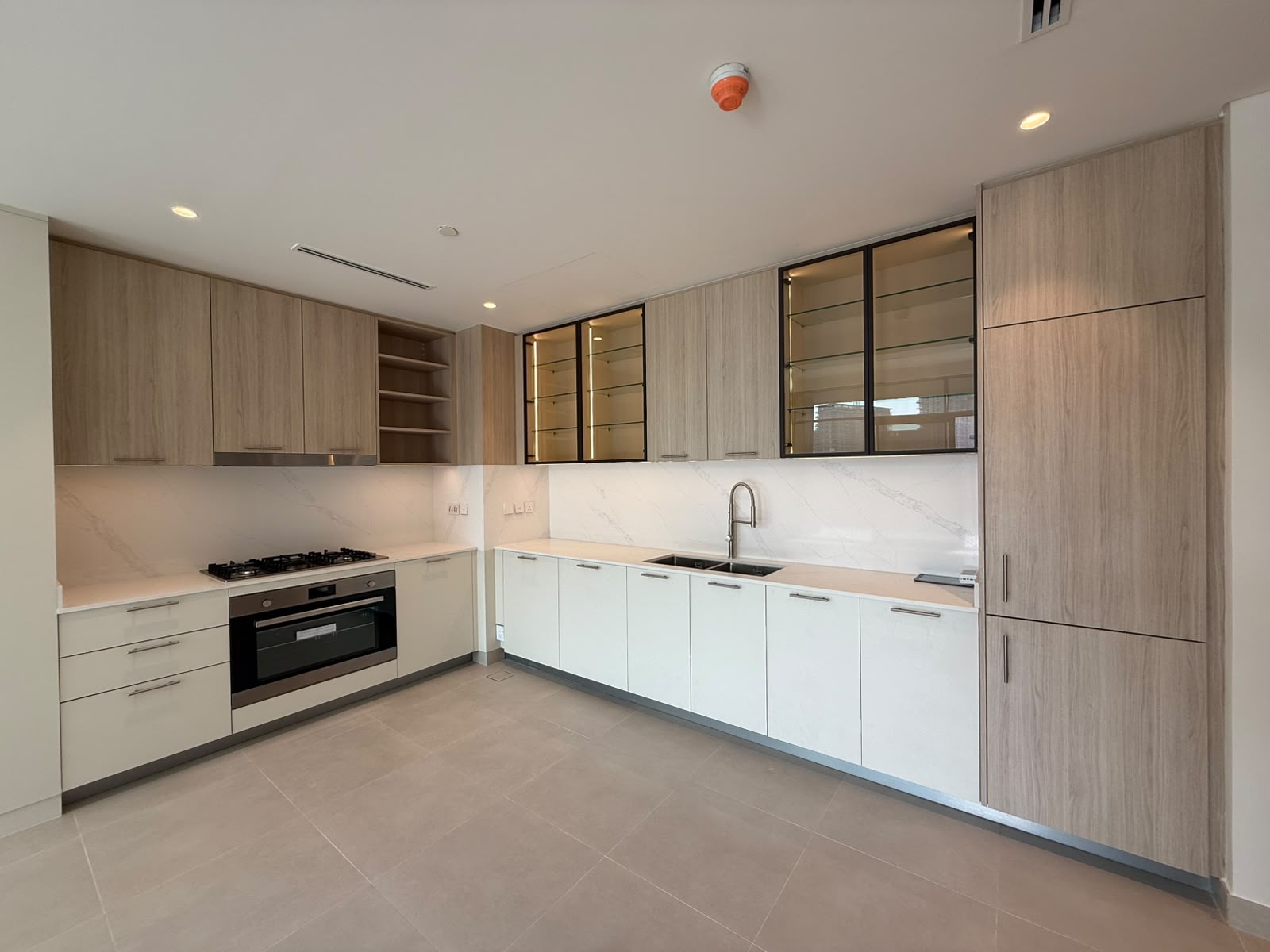 Exclusive | High Floor | Pool & Park Views