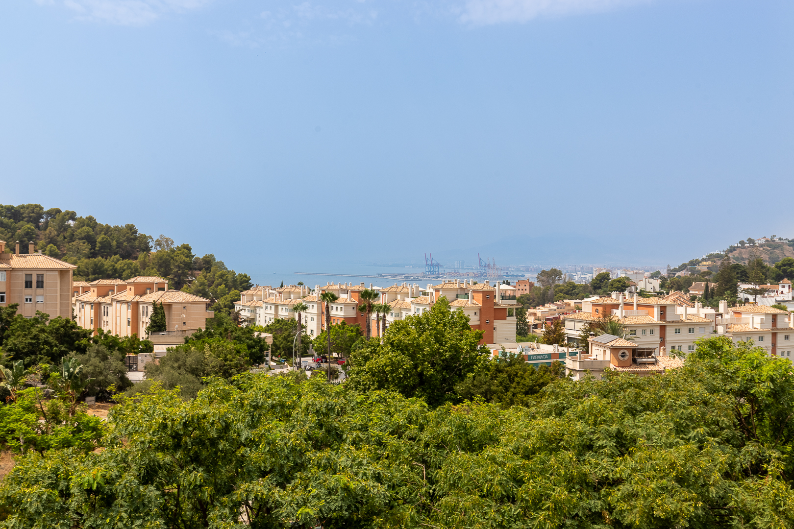 Duplex penthouse with sea views in Clavero