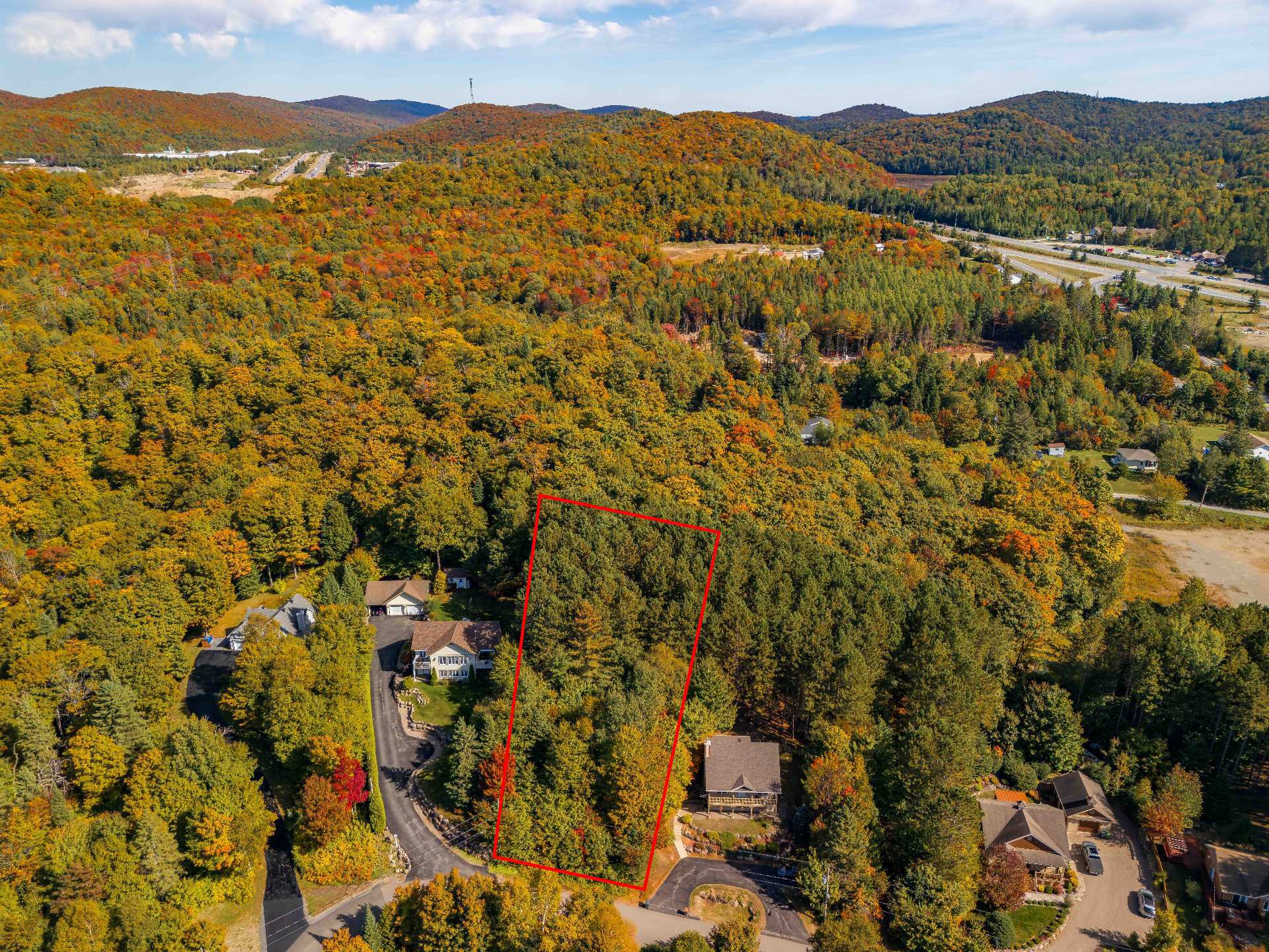Magnificent Wooded Lot in Mont-Blanc- Peaceful Neighborhood!