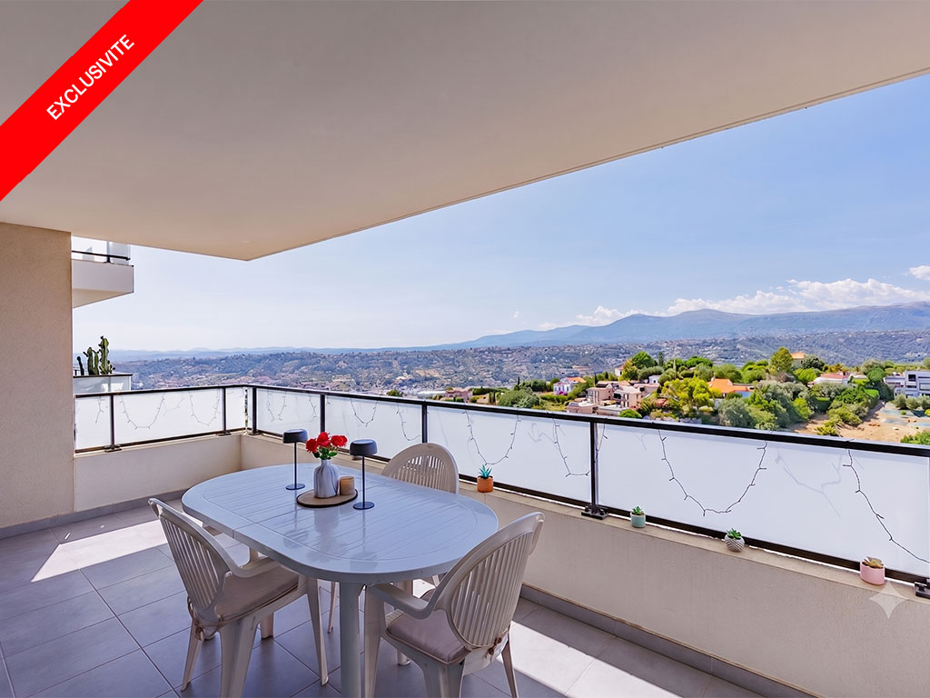 T2 apartment with superb unobstructed view