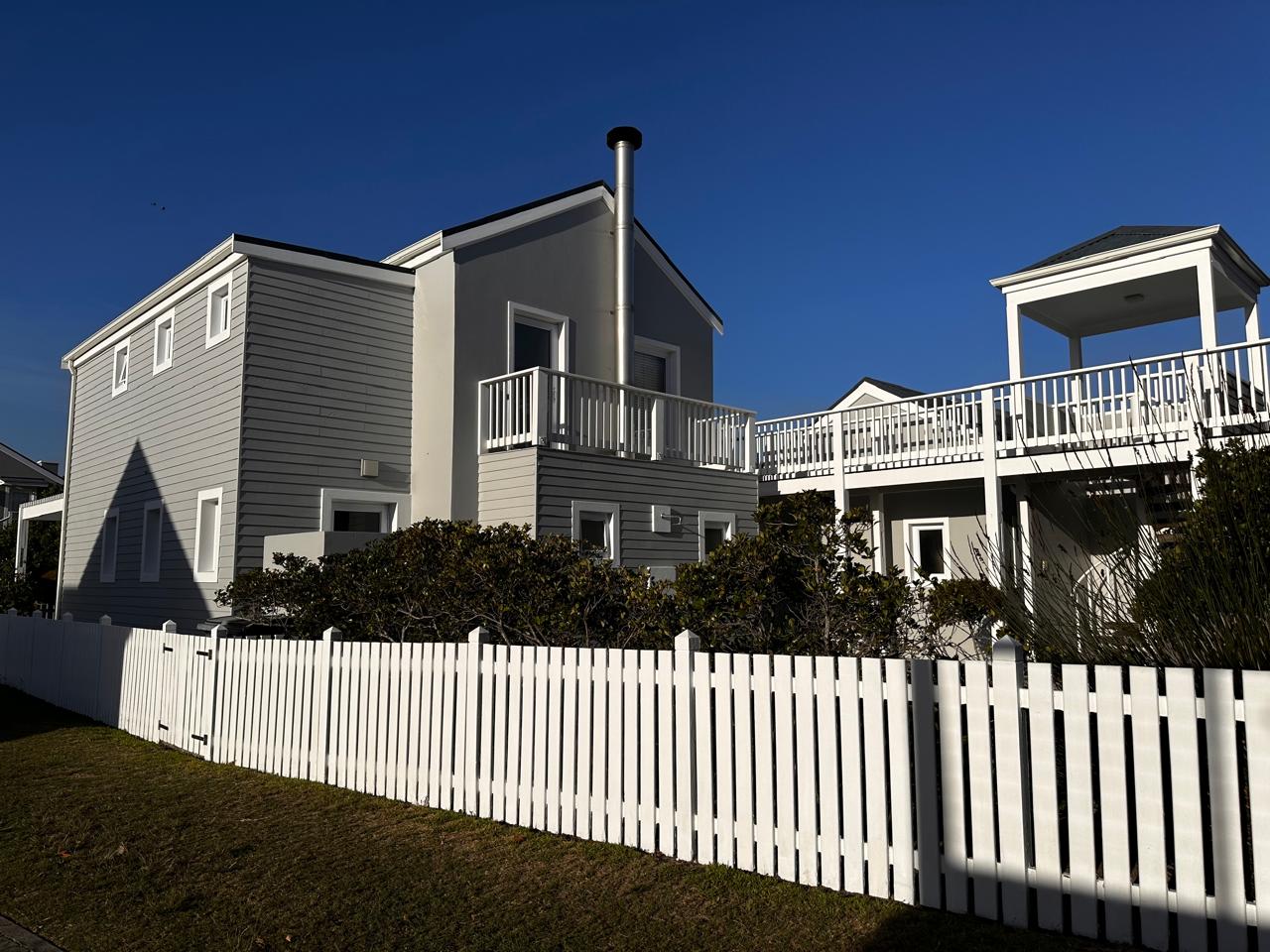 Waterfront Holiday Home on Thesen Island, Knysna | 5 Bedroom Luxury Rental
