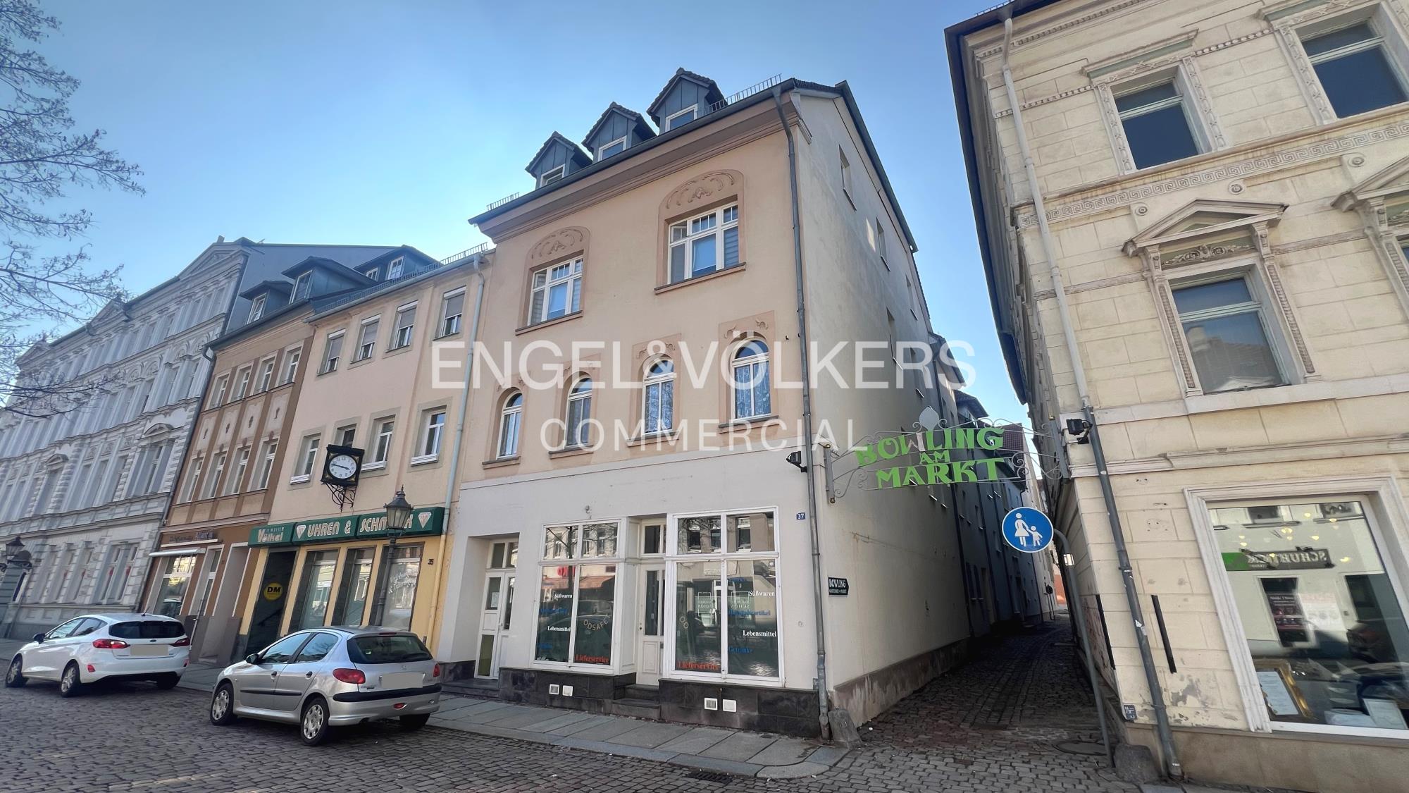 Charmantes Wohn- und Geschäftshaus am Markt
