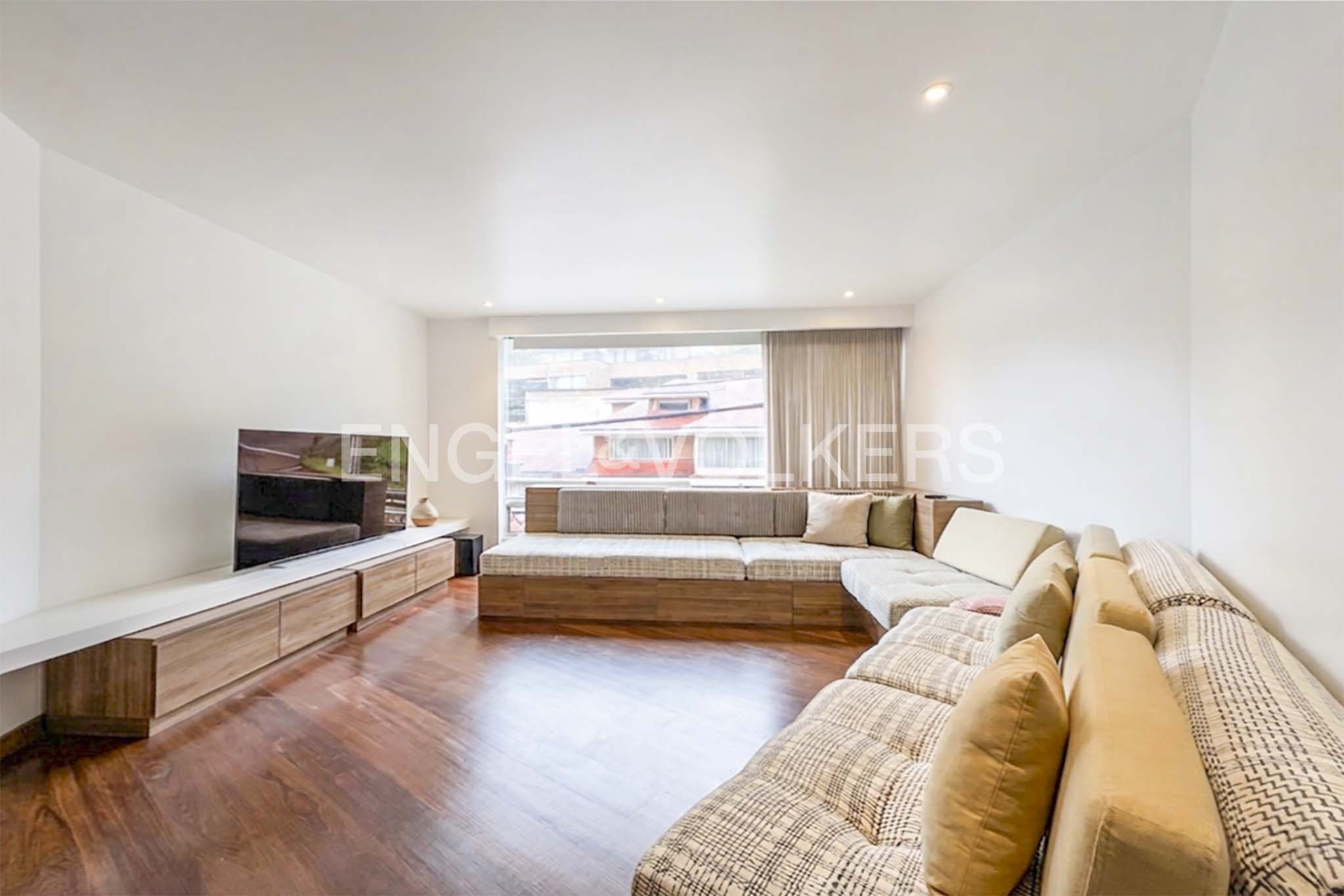 Apartamento de diseño con terraza a la venta en Chicó Alto