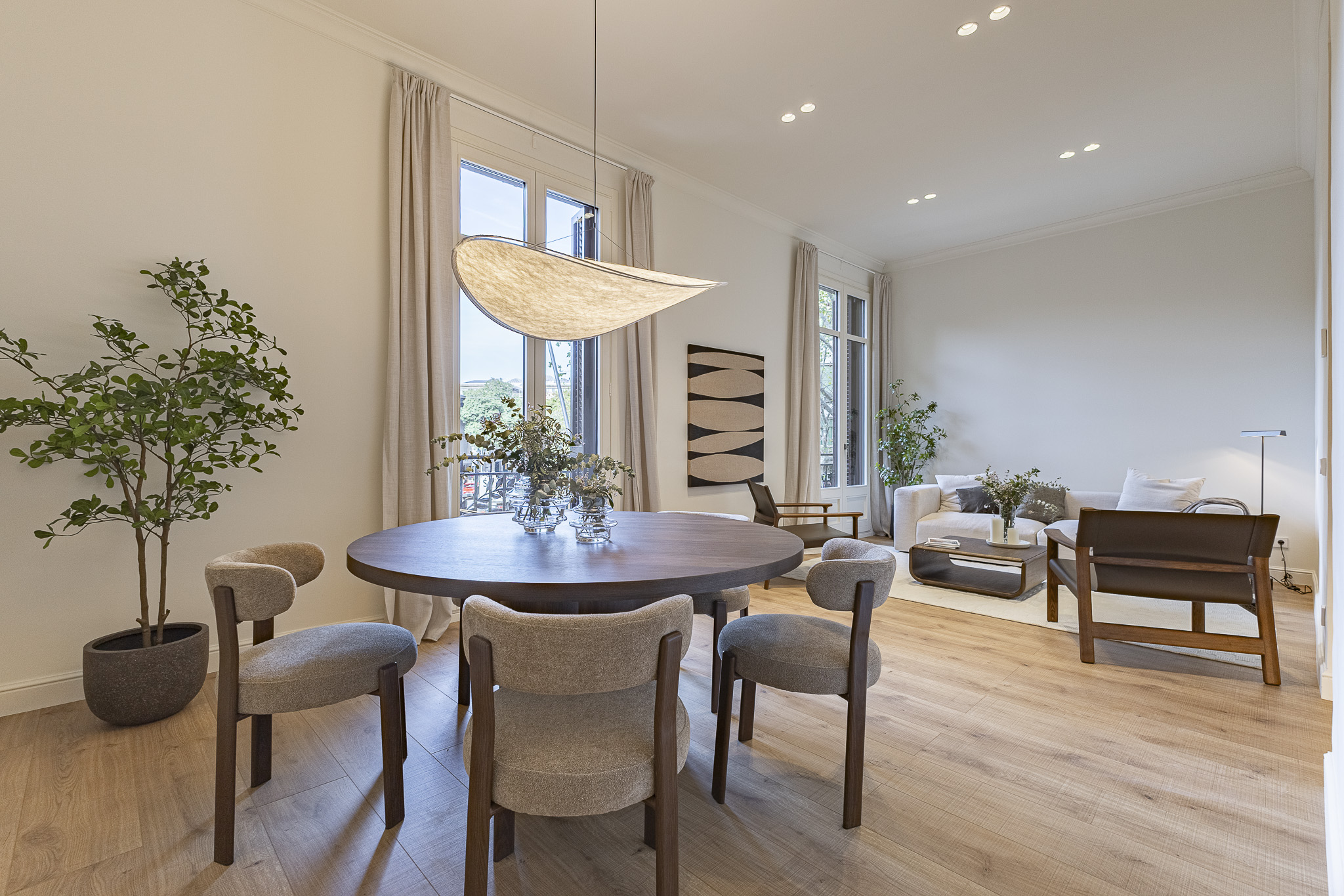 Elegant brand new apartment in Eixample