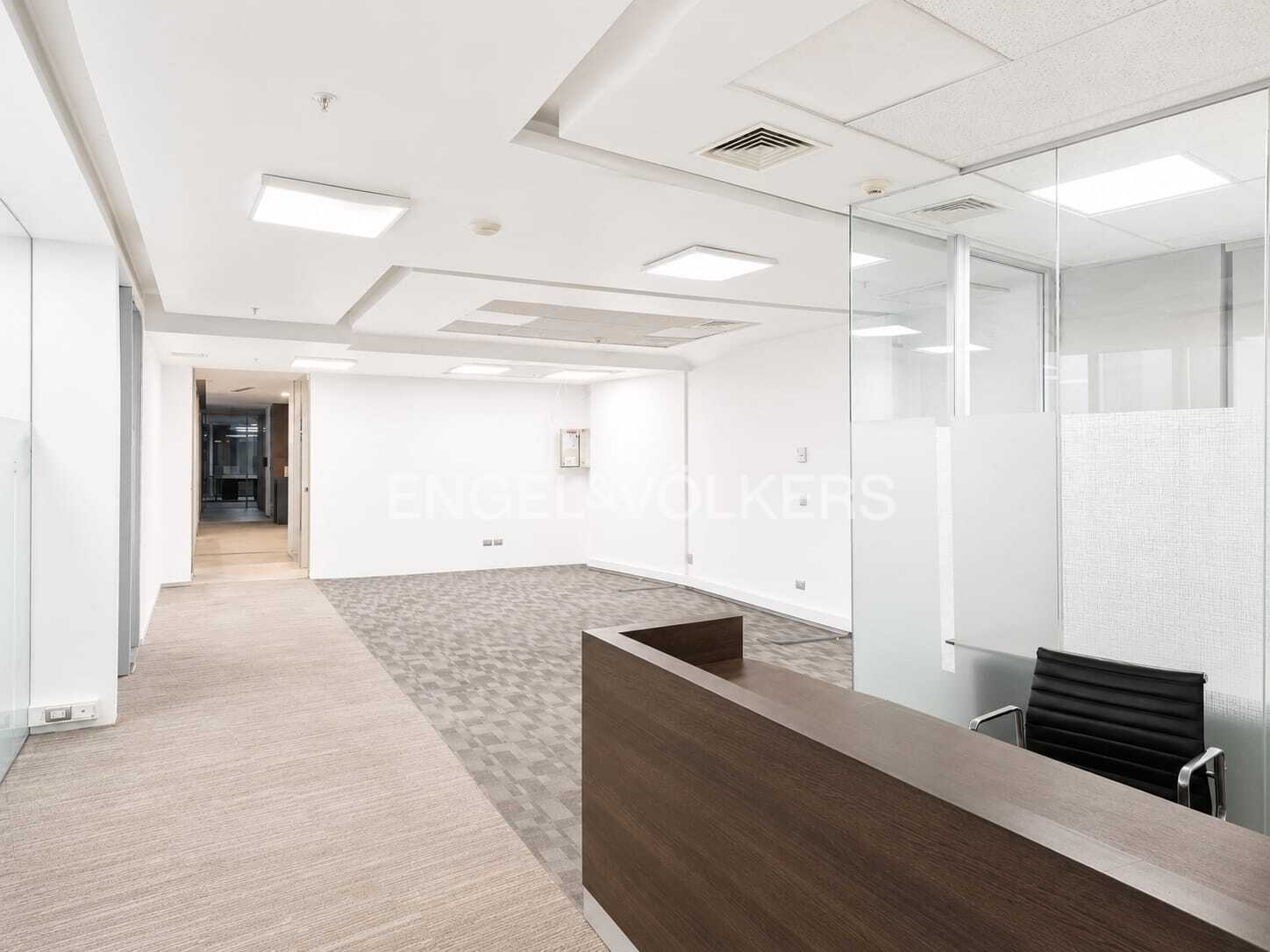 Oficina habilitada en arriendo Nueva Las Condes 375 m2