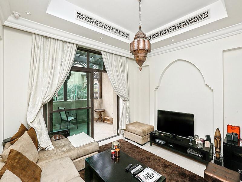 Chiller Free | Spacious | Ready to move in