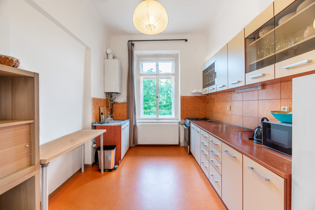 Rent a 2+1 apartment in an attractive location Krakovská