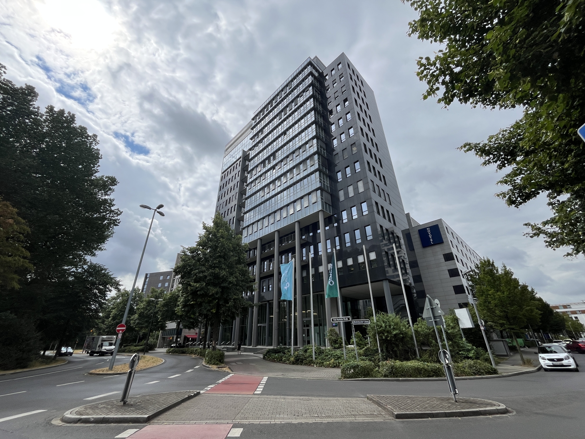 WEITBLICK IM SEESTERN-TOWER